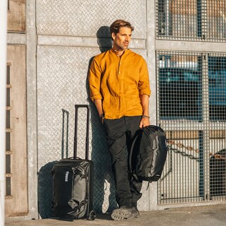 Foto 6 | Bolsa De Mano Thule Chasm Con Ruedas, Negra, Para Viajes Cortos - Venta Internacional.