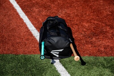 Foto 4 | Bolsa De Viaje Easton E310d Para Equipo De Béisbol/sóftbol Negra - Venta Internacional.