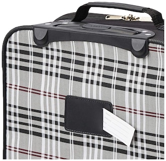 Foto 4 | Juego De Equipaje Rockland Fashion Softside Upright De 2 Piezas Negro - Venta Internacional.