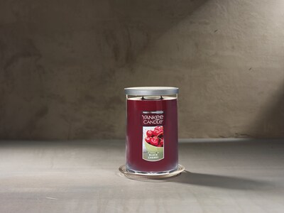 Foto 3 | Candle Yankee Candle Con Aroma A Cereza Negra, 650 Ml, 2 Mechas - Venta Internacional.