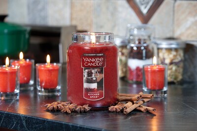 Foto 4 | Vela Perfumada Yankee Candle Kitchen Spice Tarro Grande De 650 Ml - Venta Internacional.