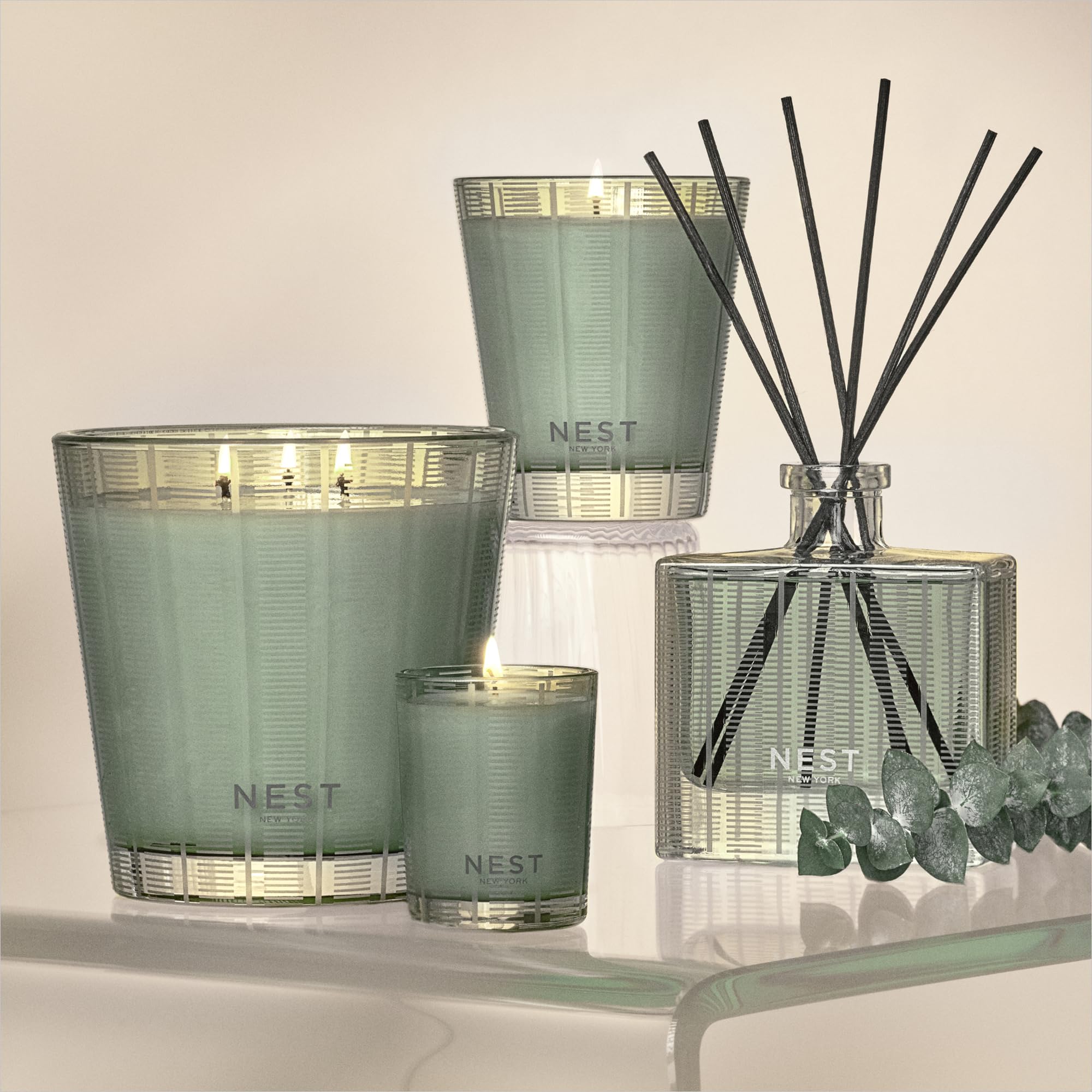 Foto 3 | Vela Votiva Nest New York Con Menta Silvestre Y Eucalipto  60 Ml - Venta Internacional.