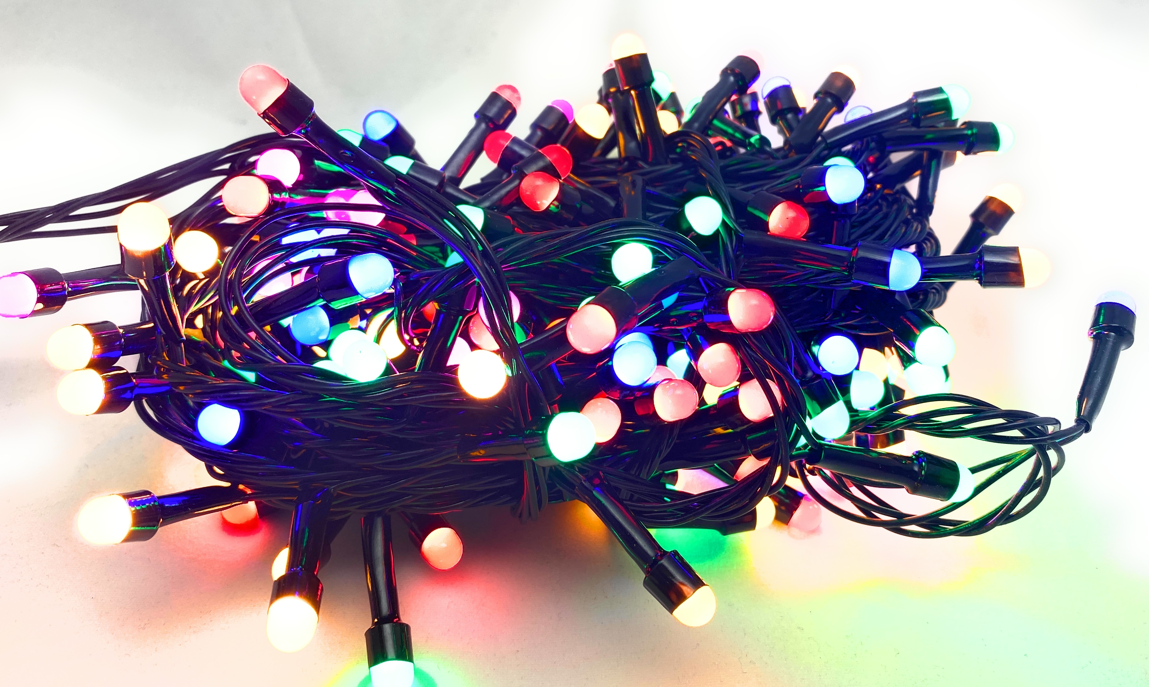 Foto 4 pulgar | Serie de 300 Luces Led Navideñas Distribuidora El Alquimista Multicolor con Focos Tipo Perla