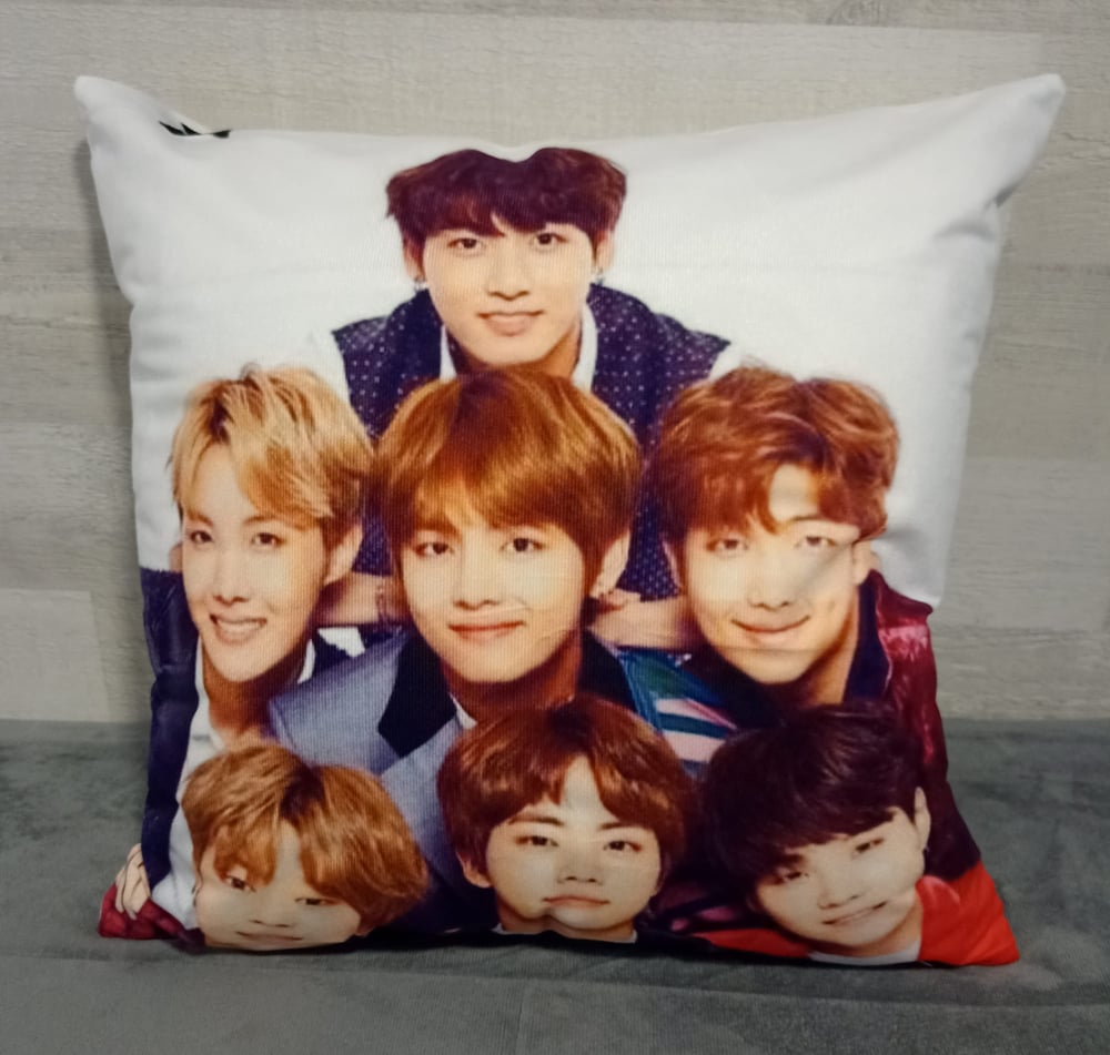 Foto 3 pulgar | Cojín De Felpa De 45 X 45 Cm, Extra Suave, K-pop Con Relleno - Venta Internacional.
