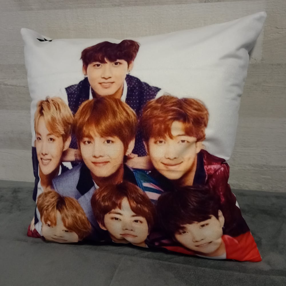 Foto 4 pulgar | Cojín De Felpa De 45 X 45 Cm, Extra Suave, K-pop Con Relleno - Venta Internacional.