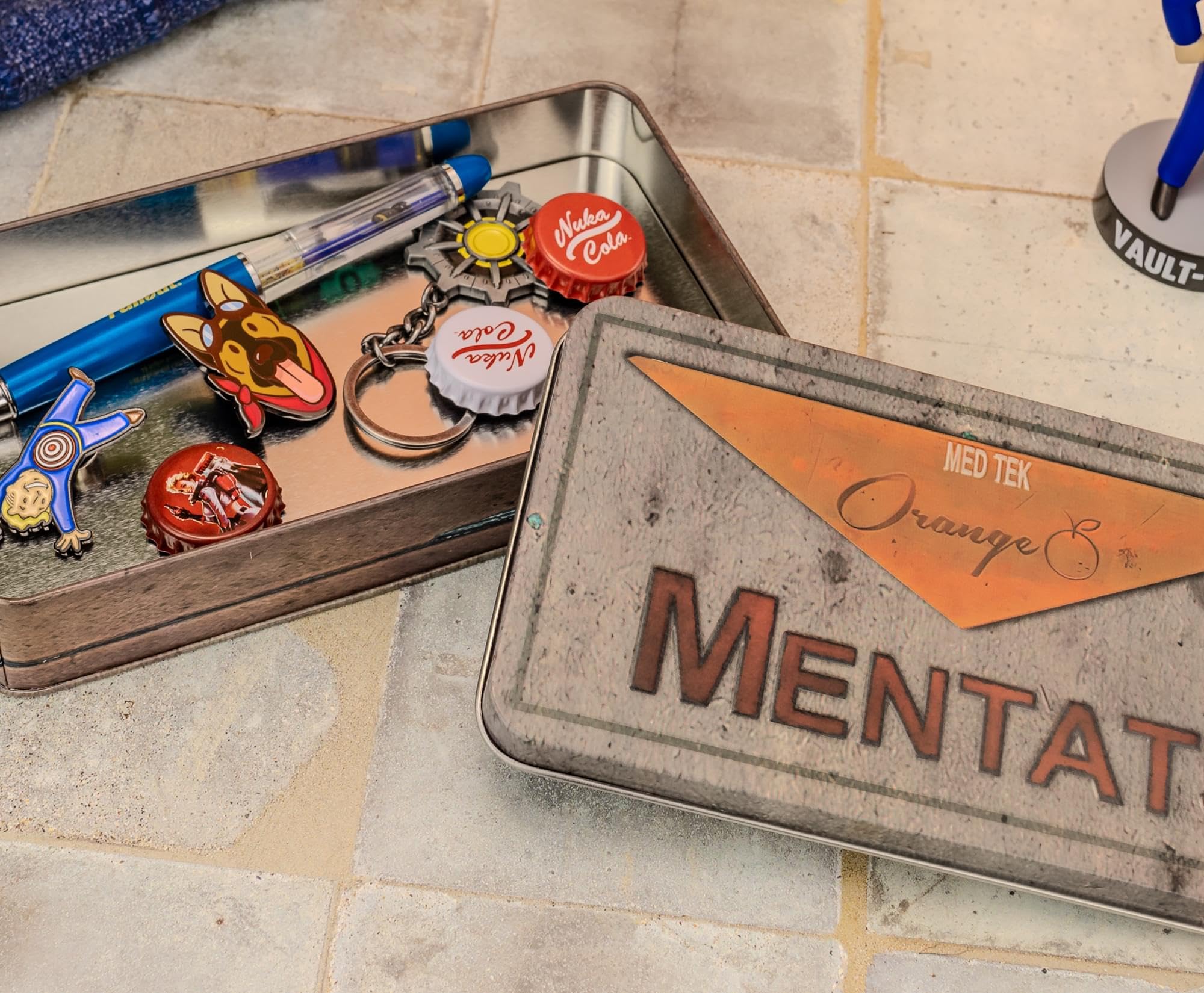 Foto 6 | Réplica De Lata De Almacenamiento Toynk Fallout Orange Mentats - Venta Internacional.