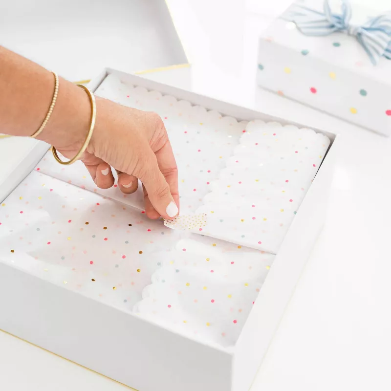 Foto 4 pulgar | 2 Cajas De Regalo Sorpresa Forma Cuadrada Blanca Con Dorado