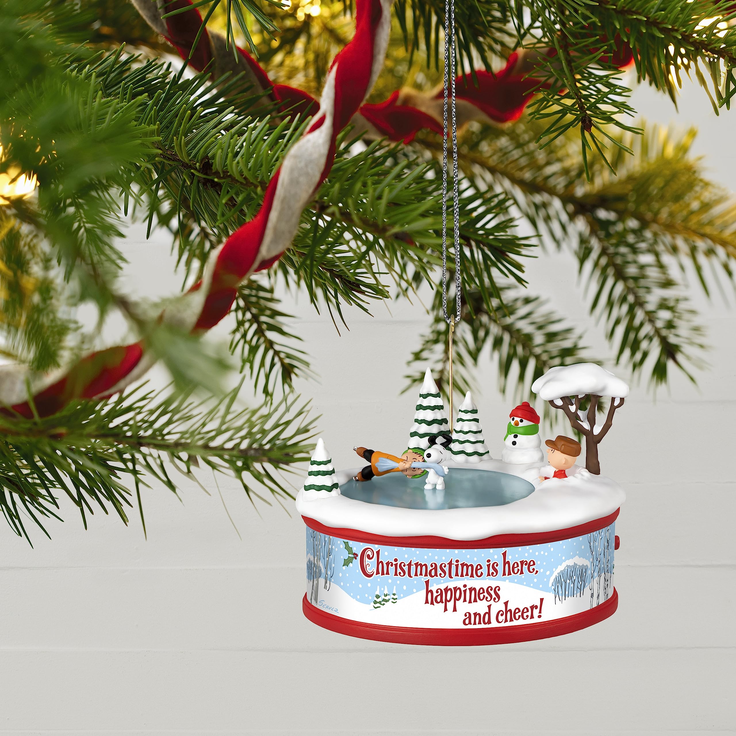Foto 6 | Adorno Navideño Hallmark Keepsake 2023 Peanuts Gang - Venta Internacional.