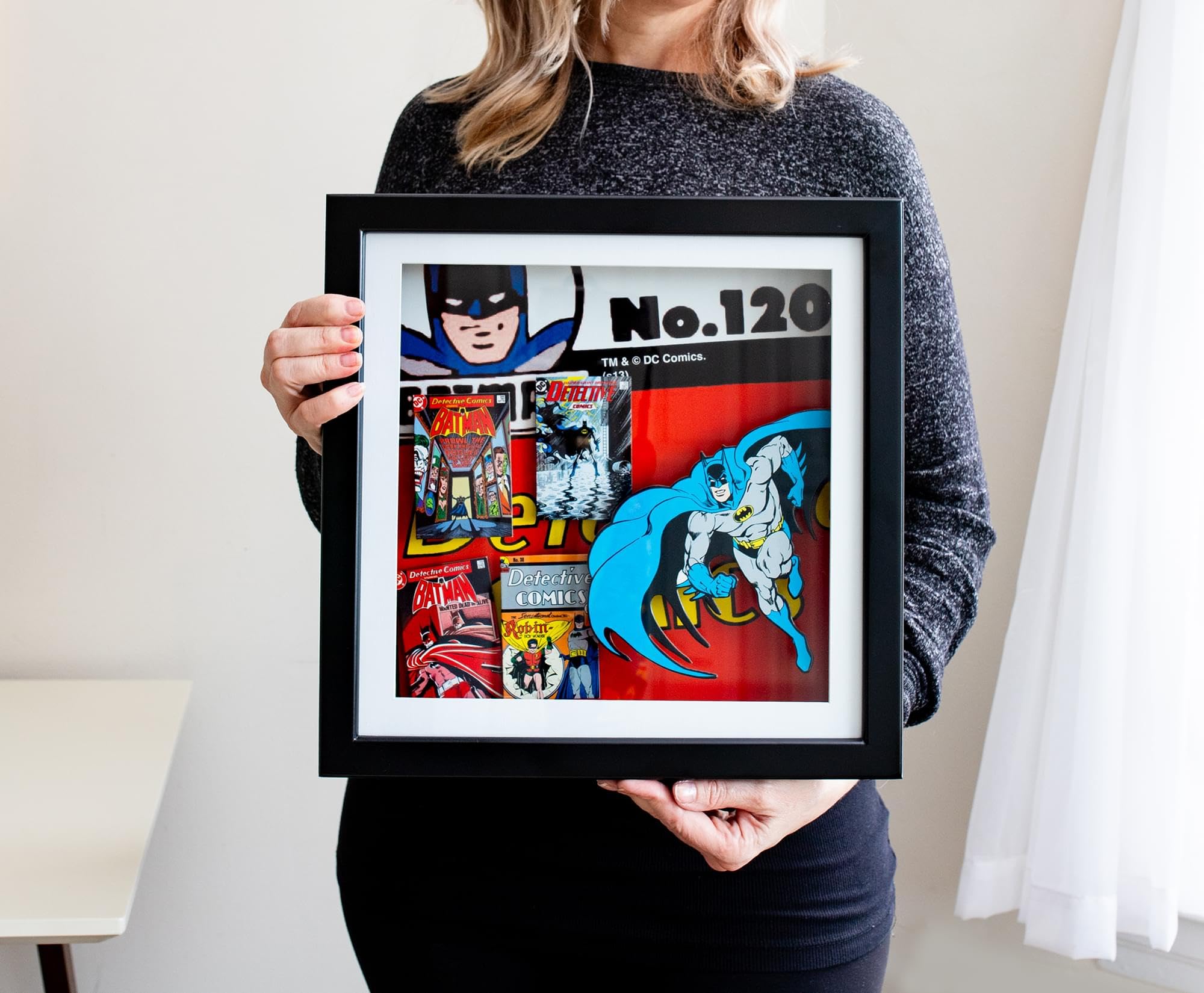 Foto 4 | Expositor De Pared Dc Comics Batman #120 Con Marco De Madera 3d - Venta Internacional.