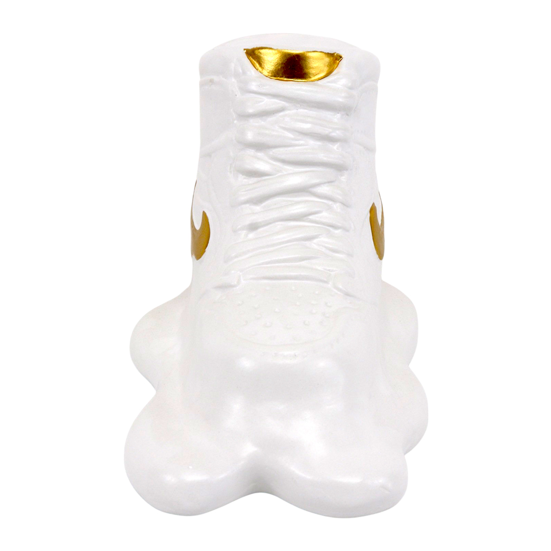 Foto 4 pulgar | Figura Decorativa - Forma Tenis Blanco Con Dorado