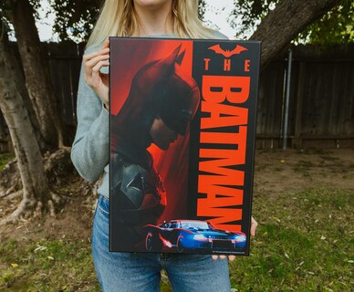 Foto 4 | Decoración Mural Plateada De Buffalo Dc Comics The Batman 33 X 48 Cm - Venta Internacional.
