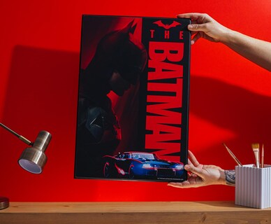 Foto 6 | Decoración Mural Plateada De Buffalo Dc Comics The Batman 33 X 48 Cm - Venta Internacional.