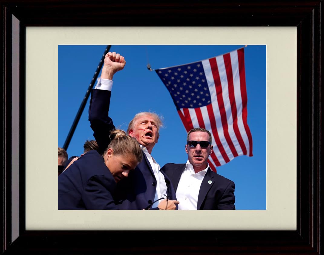 Foto Enmarcada Donald Trump Del 13 De Julio De 2024 Keep Fighting 20x25 Cm - Venta Internacional.