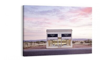 Foto 3 | Cuadro Decorativo Prada Marfa Store En Canvas Con Bastidor