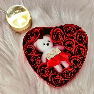 Foto 4 | Caja En Forma De Corazón Con Arreglo De Rosas Y Osito