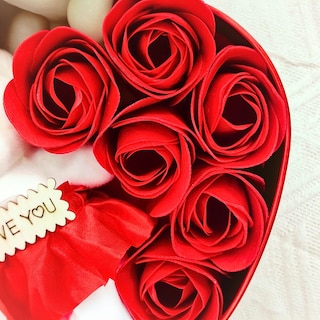 Foto 5 | Caja En Forma De Corazón Con Arreglo De Rosas Y Osito