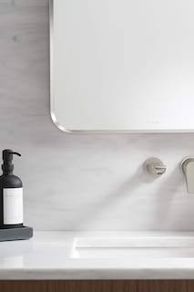Foto 4 | Espejo De Pared Kohler Essential Rectángulo 56x86 Cm Níquel - Venta Internacional.
