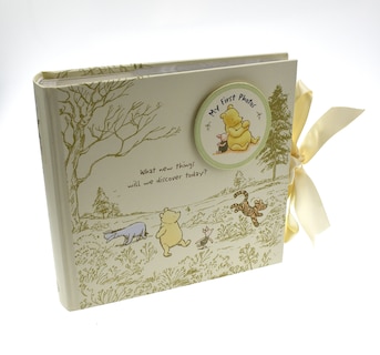 Foto 5 | Álbum Para Bebés Disney Magical Beginnings Classic Pooh 6x4 - Venta Internacional.