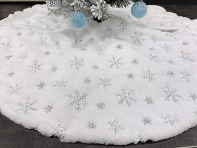 Foto 2 | Falda Para Árbol De Navidad Chichic, Piel Sintética Blanca, 122 Cm - Venta Internacional.