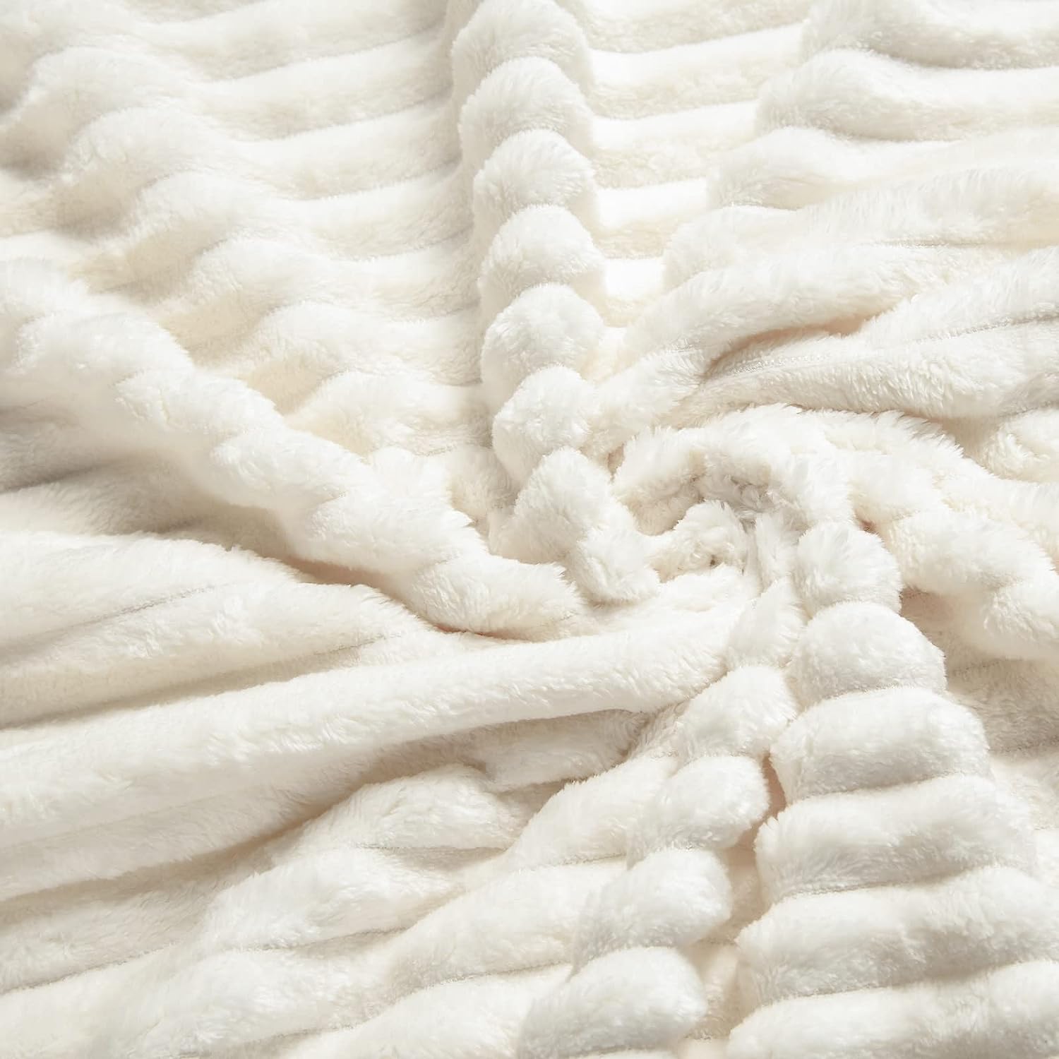 Foto 3 | Frazada B.KIND & BEYOND color Blanco Ultra Suavecita y Calientita King Size