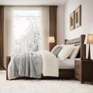 Foto 4 | Manta Ugg Euphoria De Felpa De Piel Sintética Reversible De 50 X 70 Pulgadas - Venta Internacional.