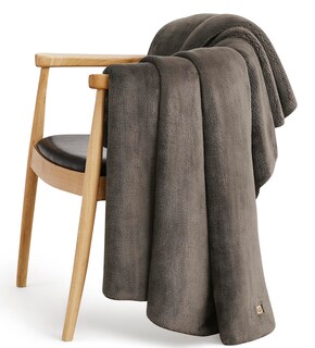 Foto 2 | Manta UGG Whitecap de Franela de Felpa Reversible 50 X 70 Pulgadas - Venta Internacional