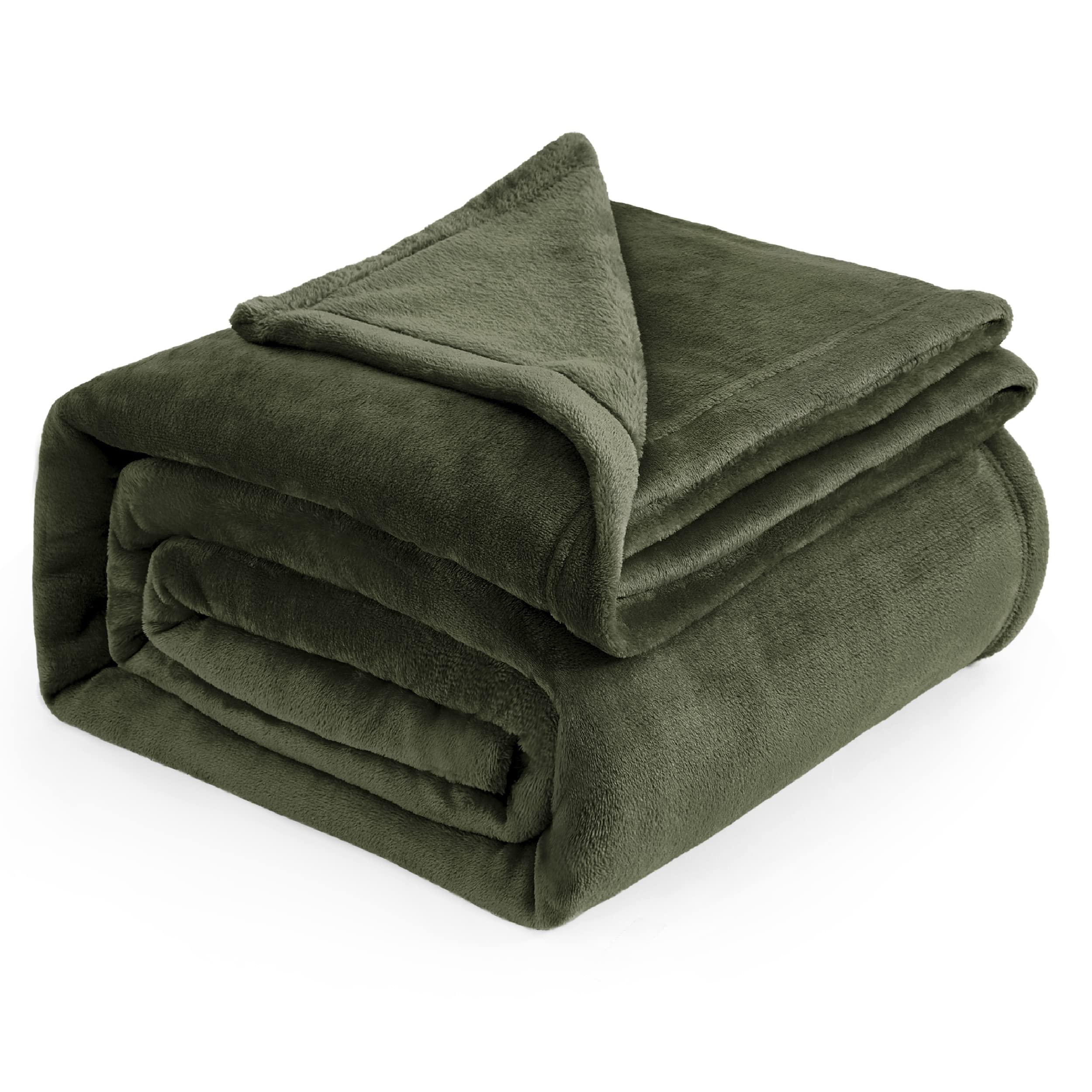 Manta Bedsure Fleece Queen, Color Verde Oliva, 230 X 230 Cm - Venta Internacional.