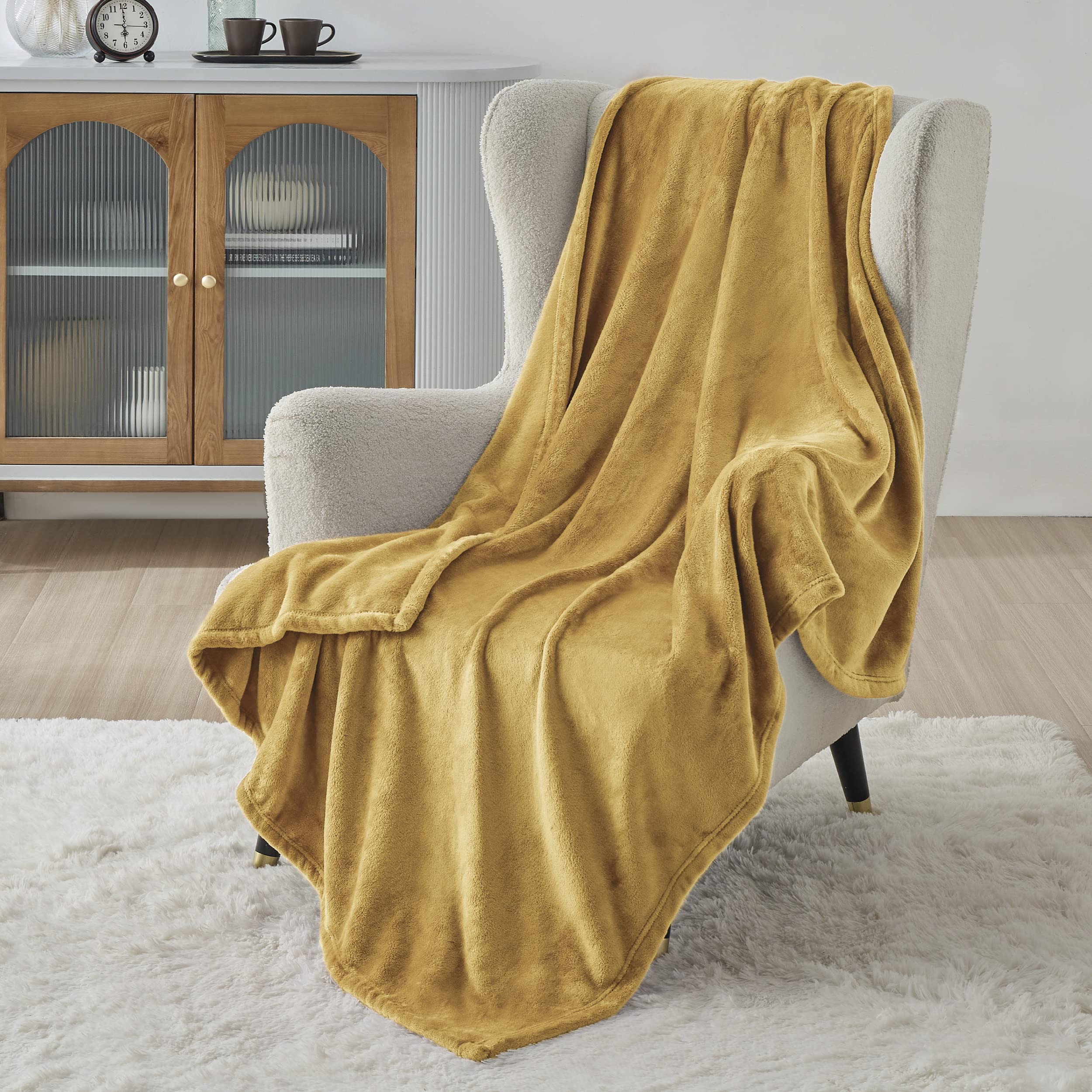 Manta Polar Para Cama, Color Amarillo, 300 G/m², Suave, 130 X 180 Cm - Venta Internacional.