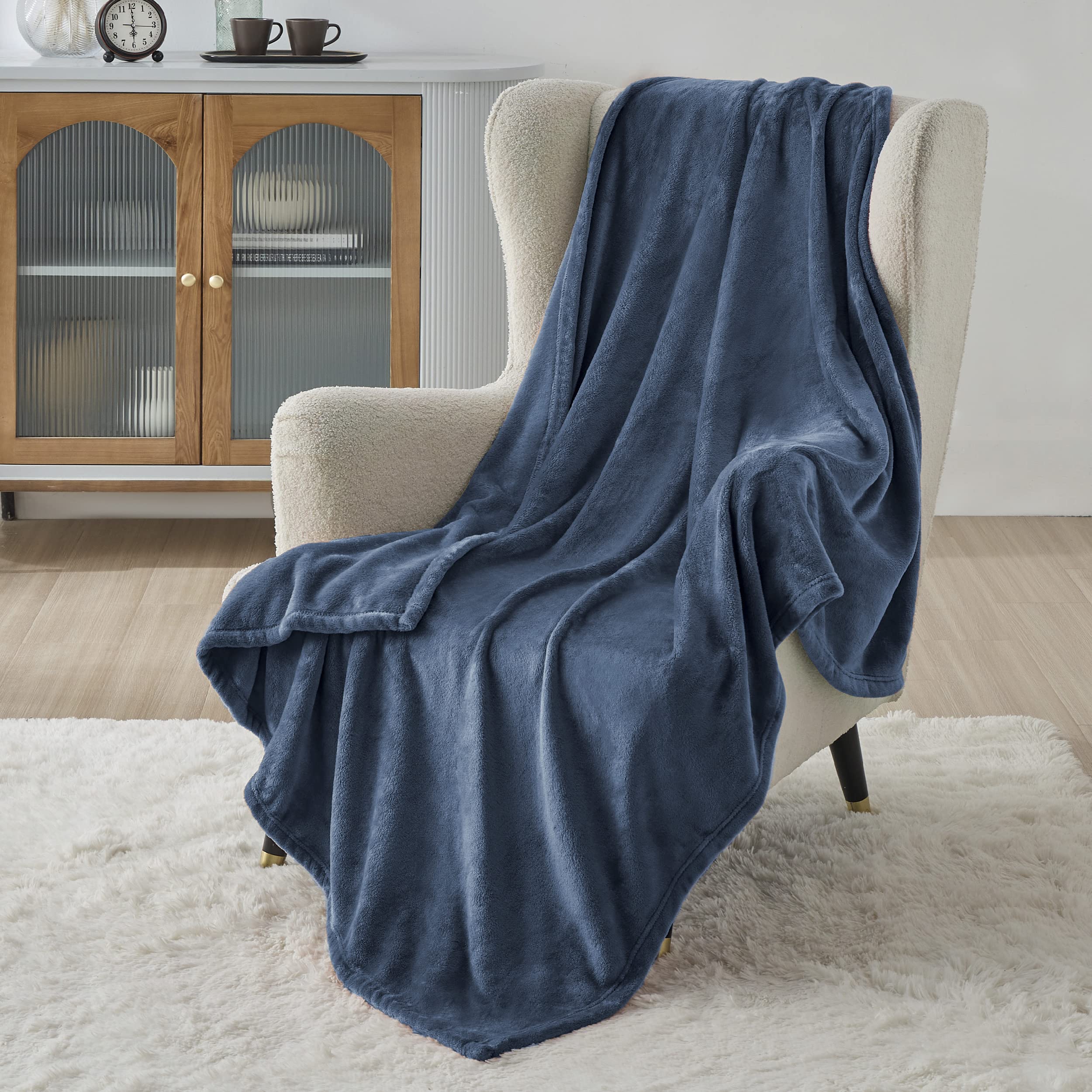 Manta Polar Blanket Bedsure Xl, Color Azul Mineral, 300 G/m², 130 X 180 Cm - Venta Internacional.