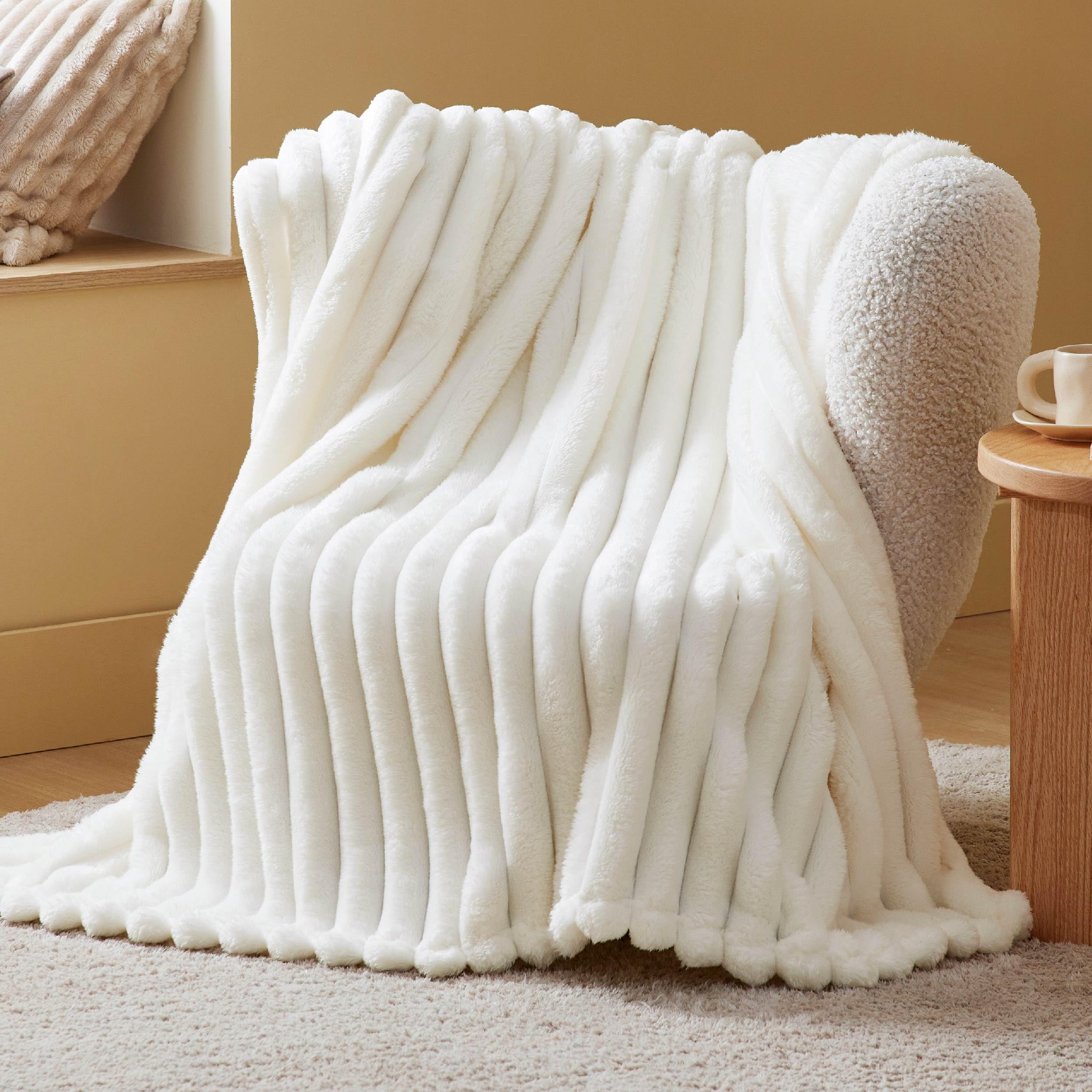 Blanket Bedsure Twin, Forro Polar De Franela, Supersuave Y Acogedor, Color Blanco - Venta Internacional.