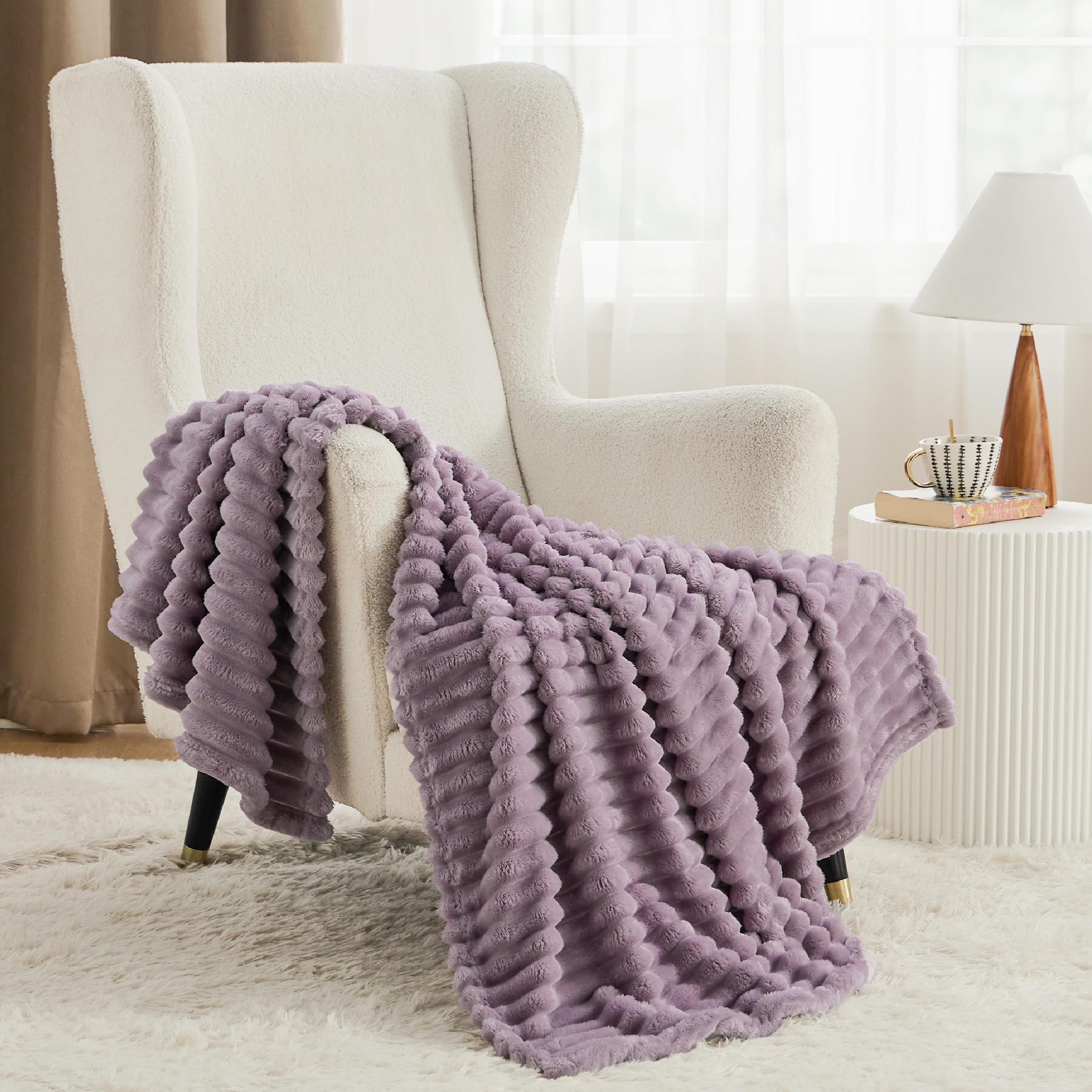 Foto 3 pulgar | Manta Bedsure De Forro Polar Morado Claro Para Sofá, 130 X 180 Cm - Venta Internacional.