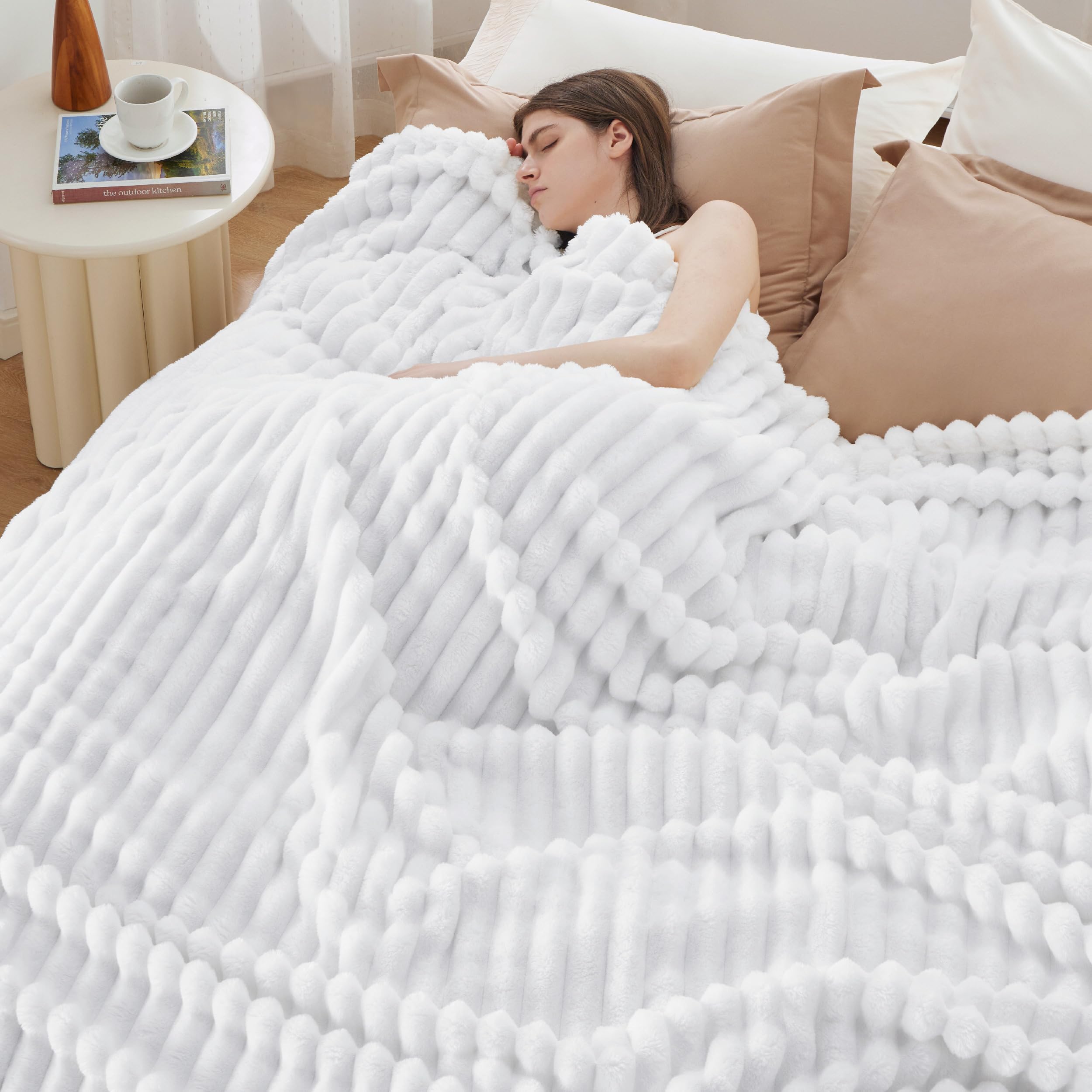 Foto 4 pulgar | Manta Bedsure Queen Gentlesoft Acogedora, Forro Polar De Franela, Color Blanco - Venta Internacional.