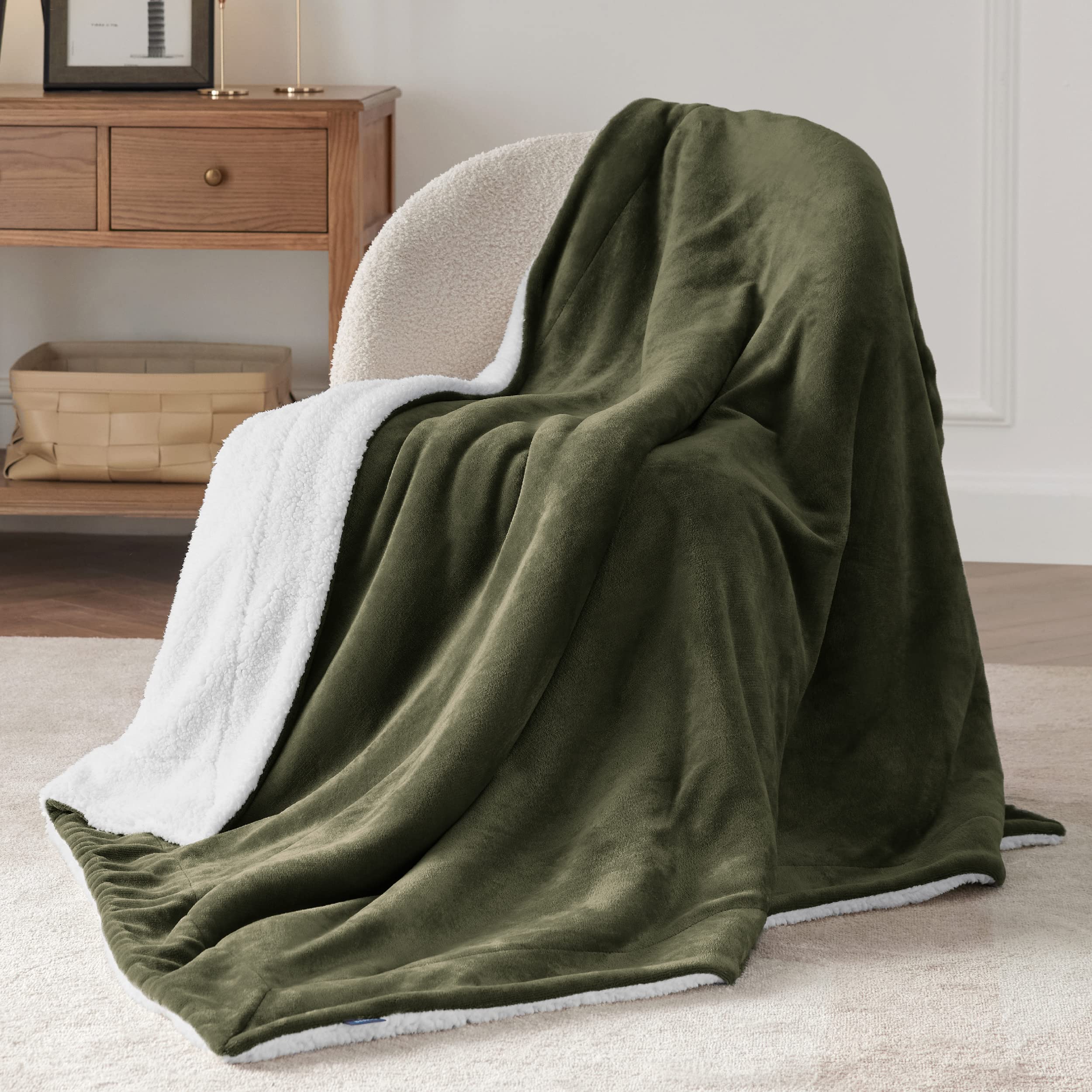 Foto 4 pulgar | Manta de Forro Polar Sherpa Bedsure Verde Oliva - Venta Internacional