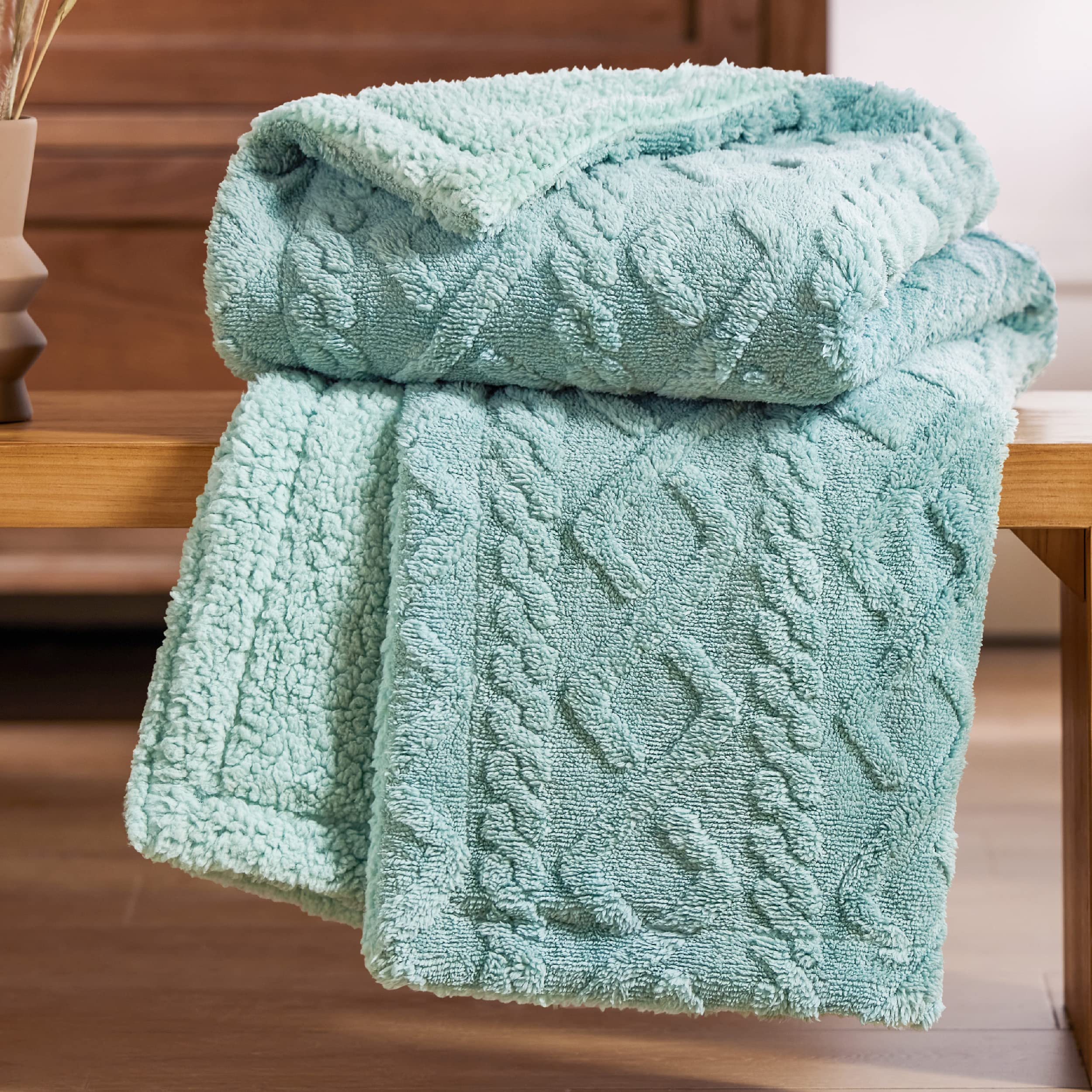 Manta Bedsure Sherpa De Forro Polar Para Sofá, 130 X 150 Cm - Venta Internacional.