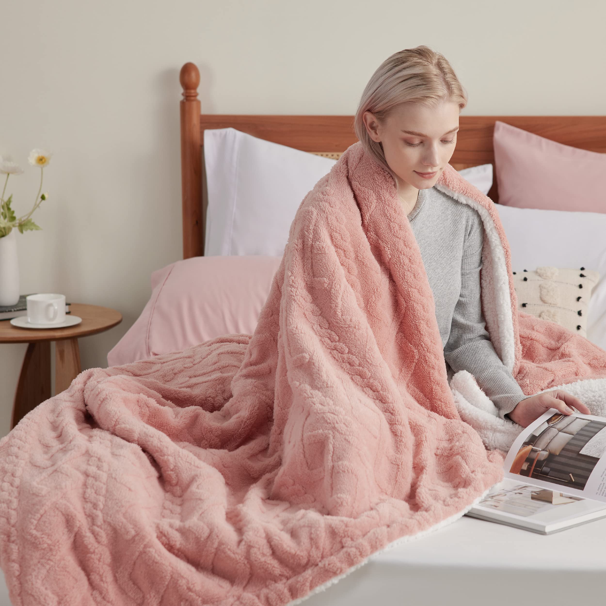 Foto 5 | Manta Bedsure Sherpa De Forro Polar Para Sofá, 130 X 150 Cm, Color Rosa - Venta Internacional.