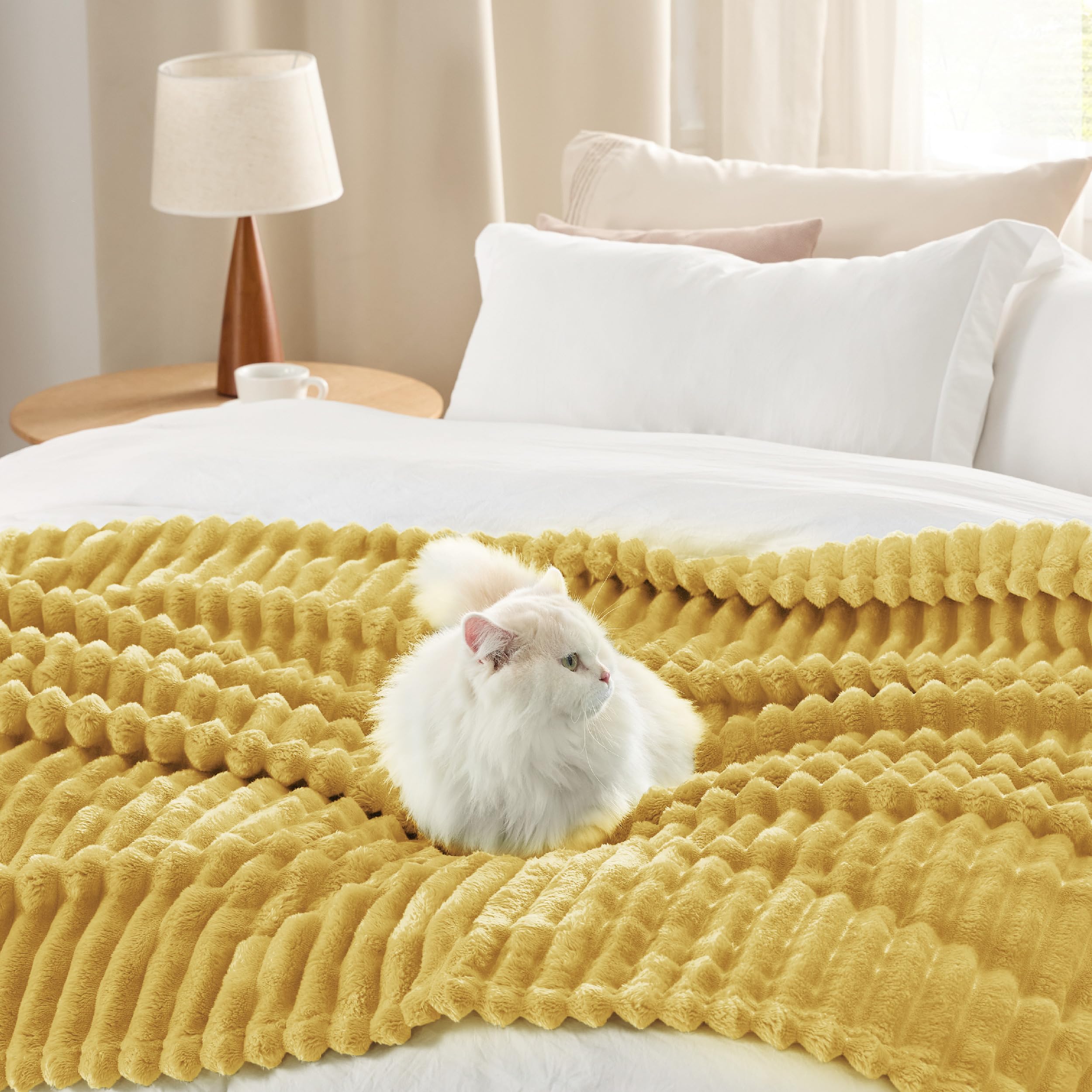 Foto 4 | Manta Bedsure Honey Fleece Para Sofá, 230 X 230 Cm - Venta Internacional.