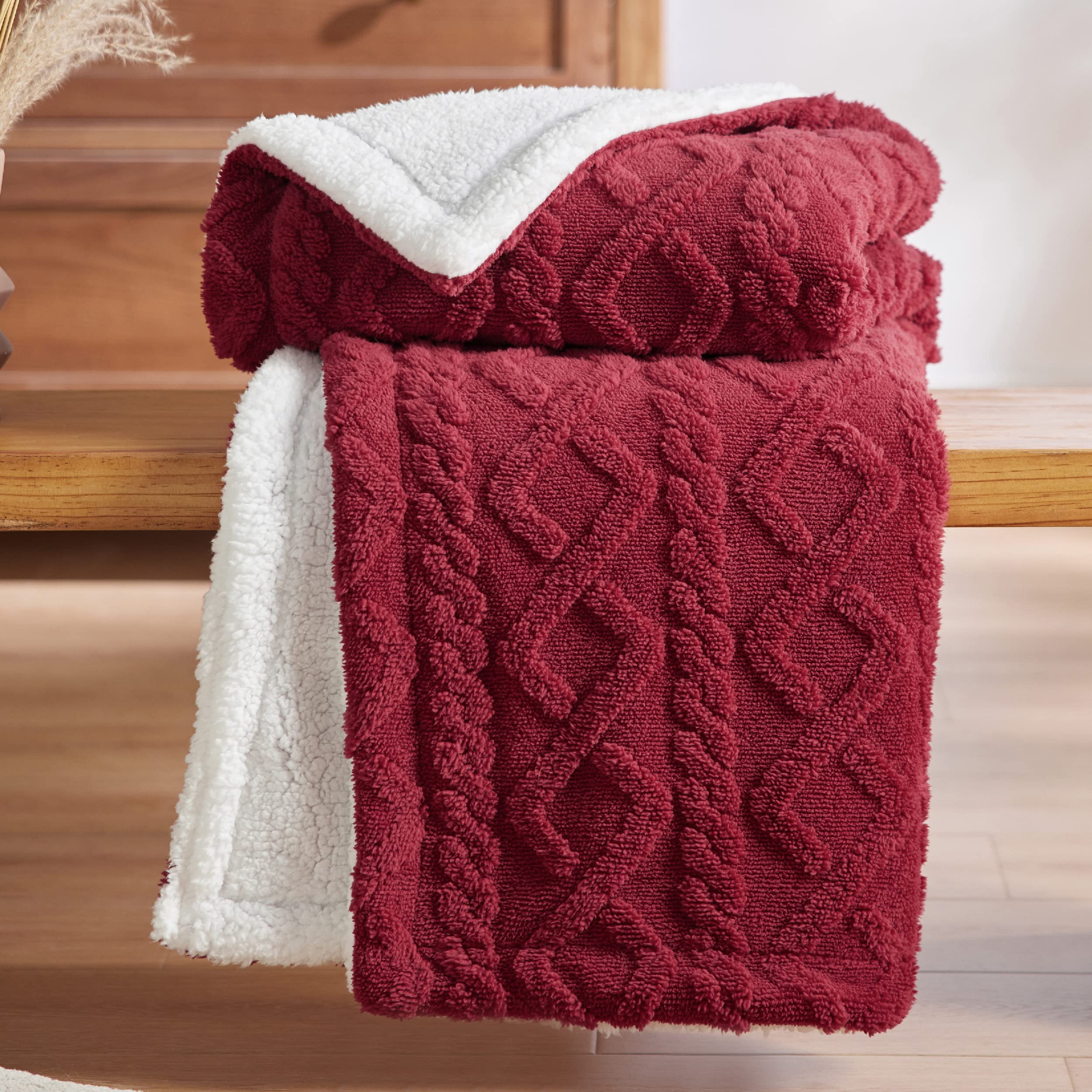 Manta Bedsure Sherpa De Forro Polar Para Sofá, 130 X 150 Cm, Color Rojo - Venta Internacional.