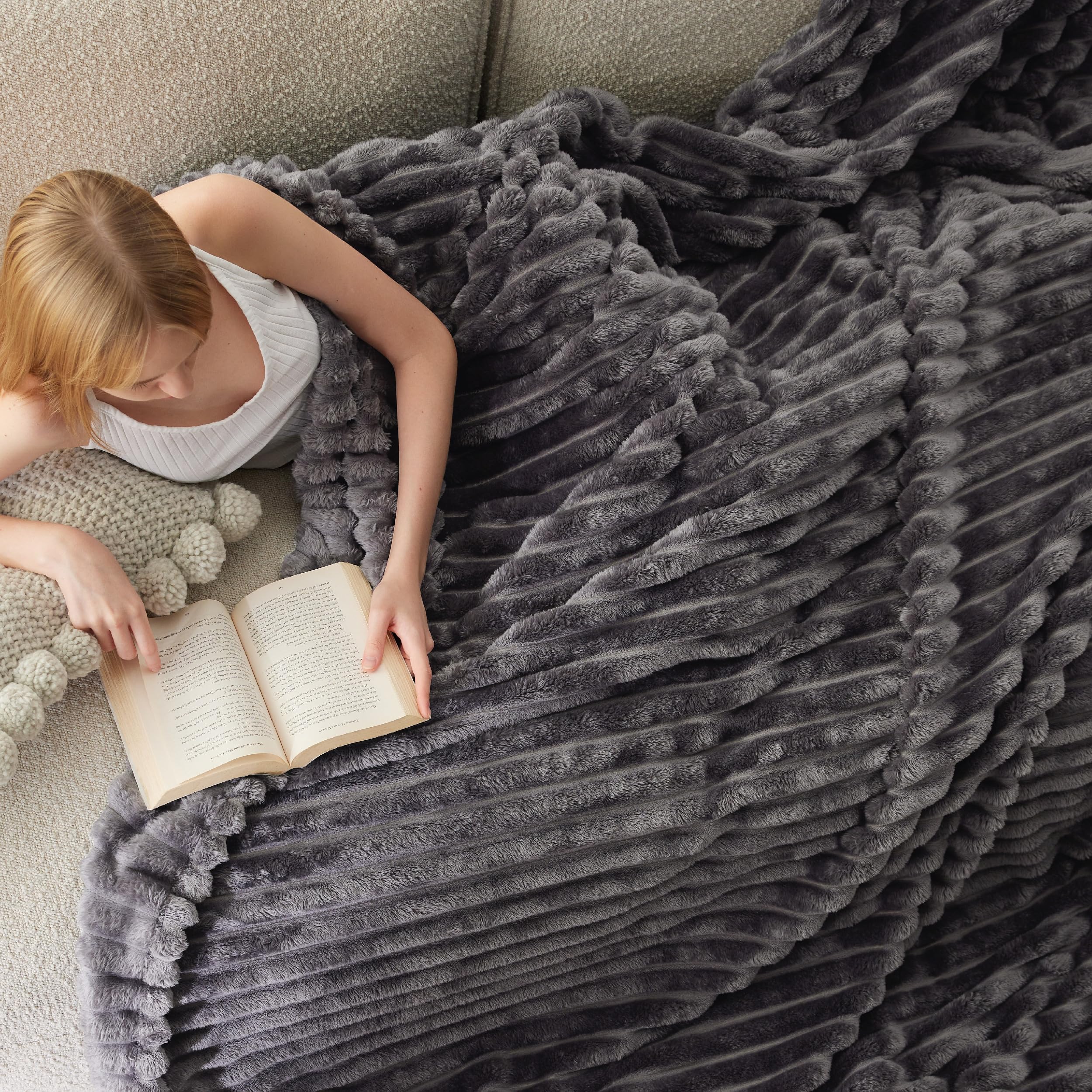 Foto 3 | Manta Bedsure De Forro Polar Gris Tamaño Queen, 230 X 230 Cm, Para Sofá - Venta Internacional.