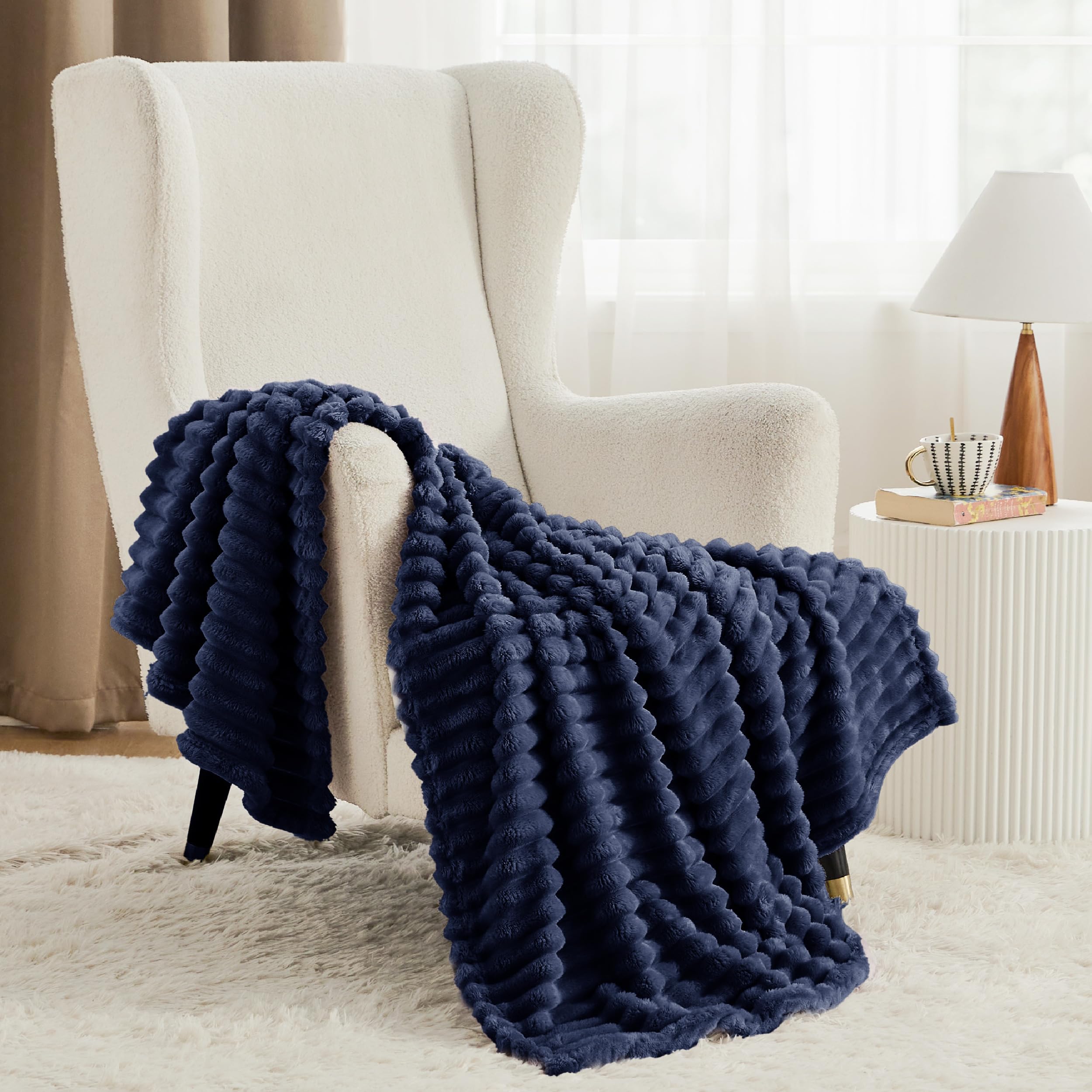 Foto 2 | Manta Bedsure De Forro Polar Azul Para Sofá Gentlesoft 130 X 180 Cm - Venta Internacional.