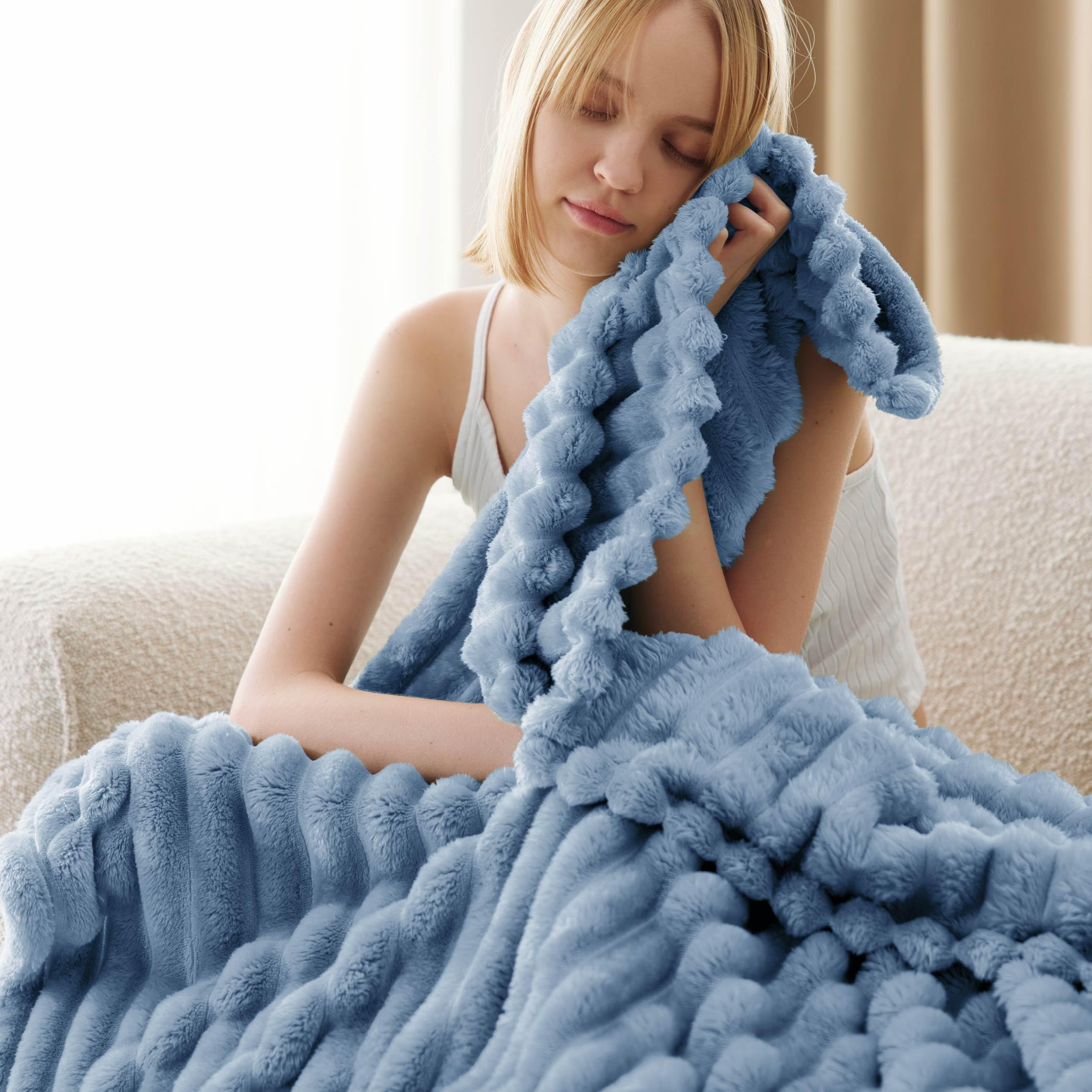 Foto 4 pulgar | Manta Bedsure Fall Gentlesoft Acogedora Para Sofá, 50 X 60 - Venta Internacional.