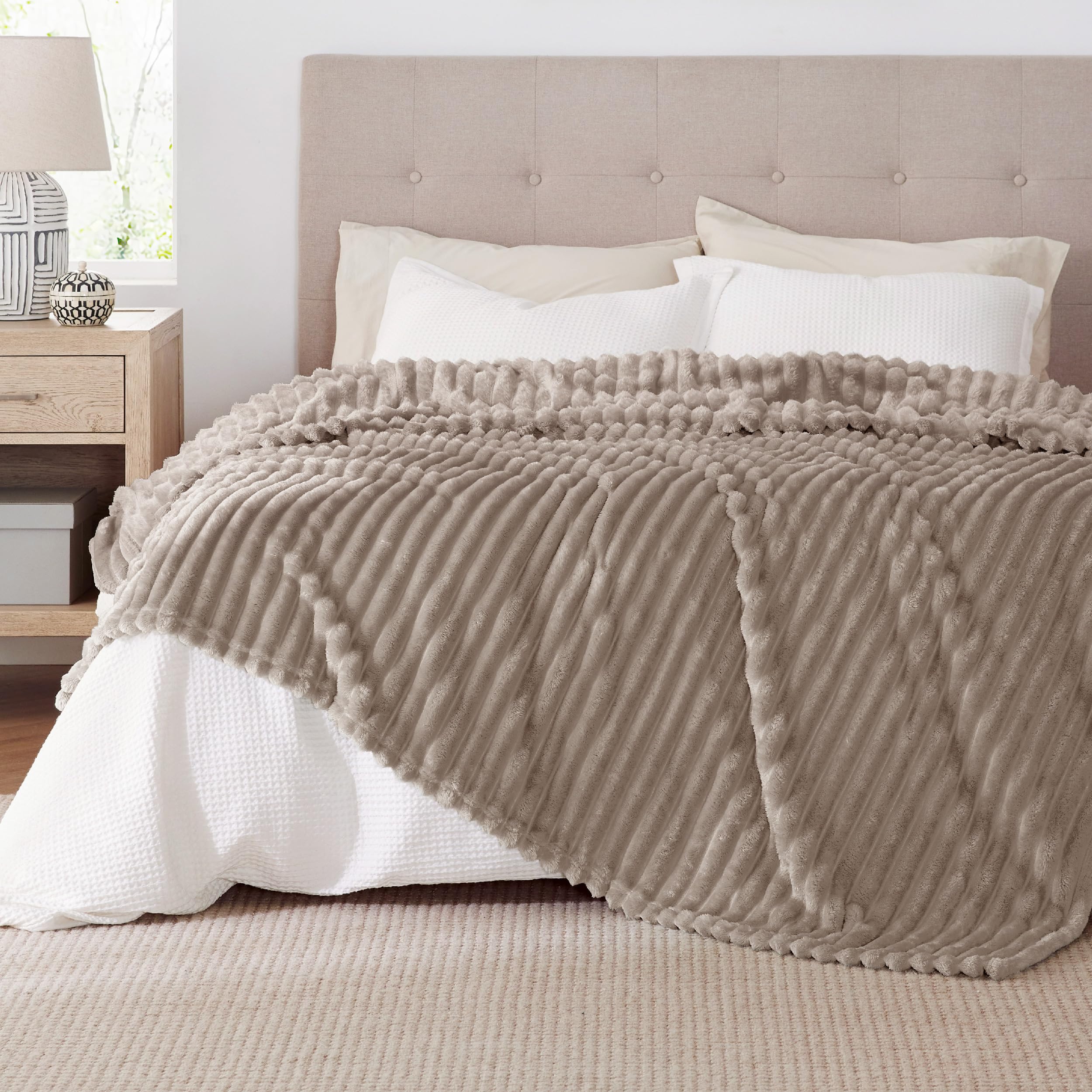 Foto 2 | Manta Bedsure, Forro Polar, Color Moca, Merengue, Para Sofá, 230 X 230 Cm - Venta Internacional.