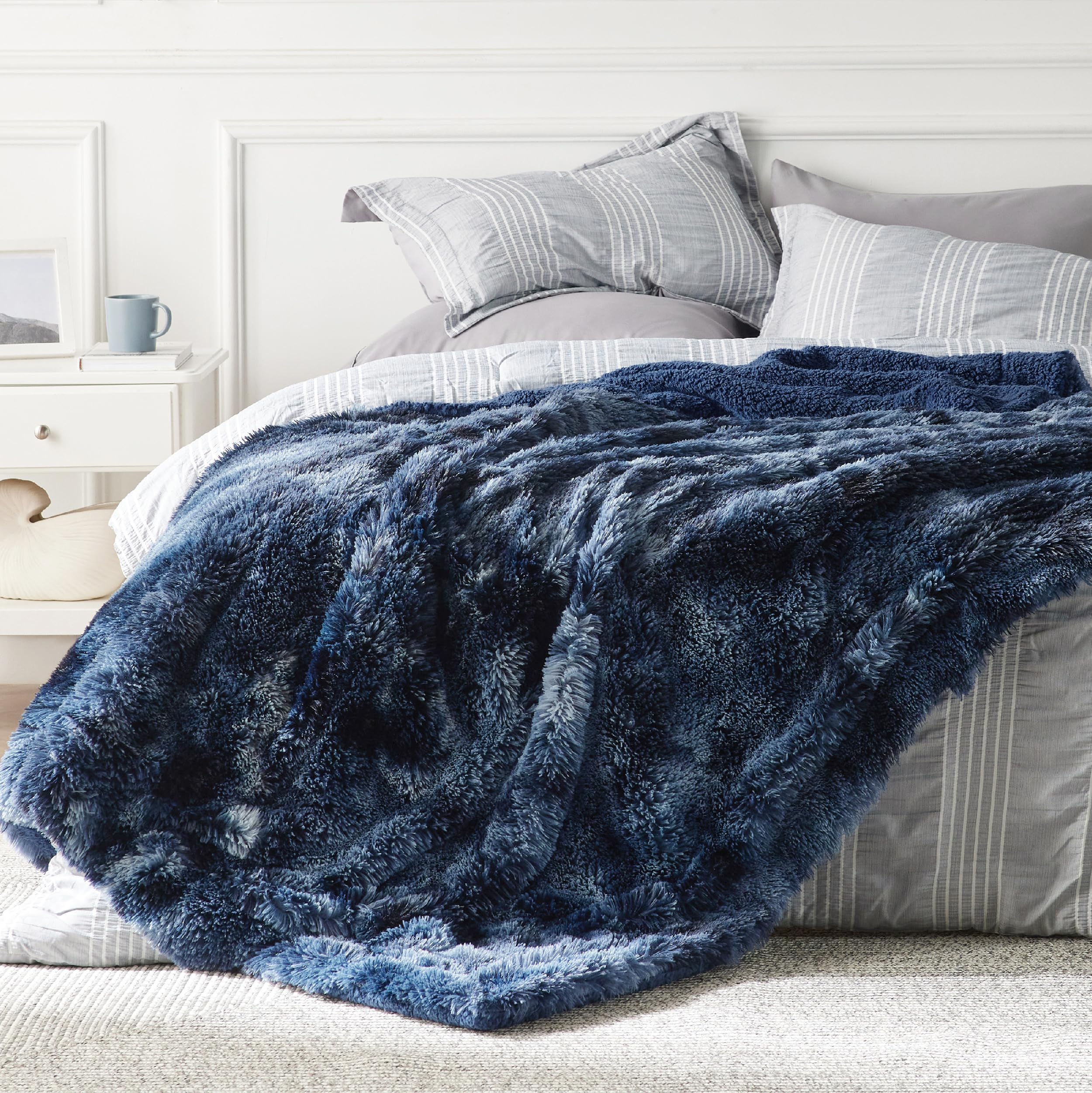 Foto 5 | Manta Bedsure Fluffy Tie Dye, Azul Marino, Tamaño Queen - Venta Internacional.