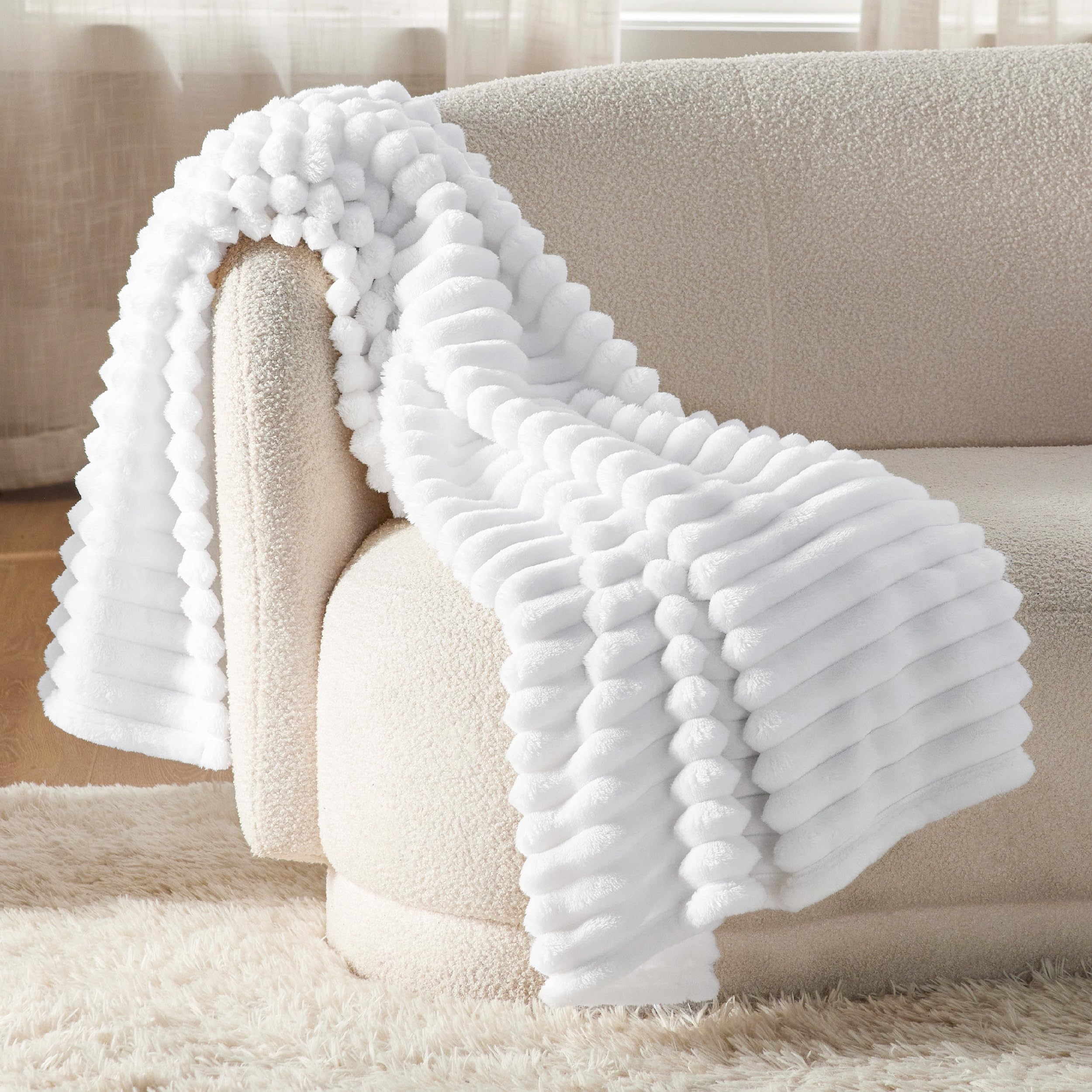 Foto 3 pulgar | Manta Bedsure De Forro Polar Blanco Para Sofá, 50 X 70 Cm - Venta Internacional.