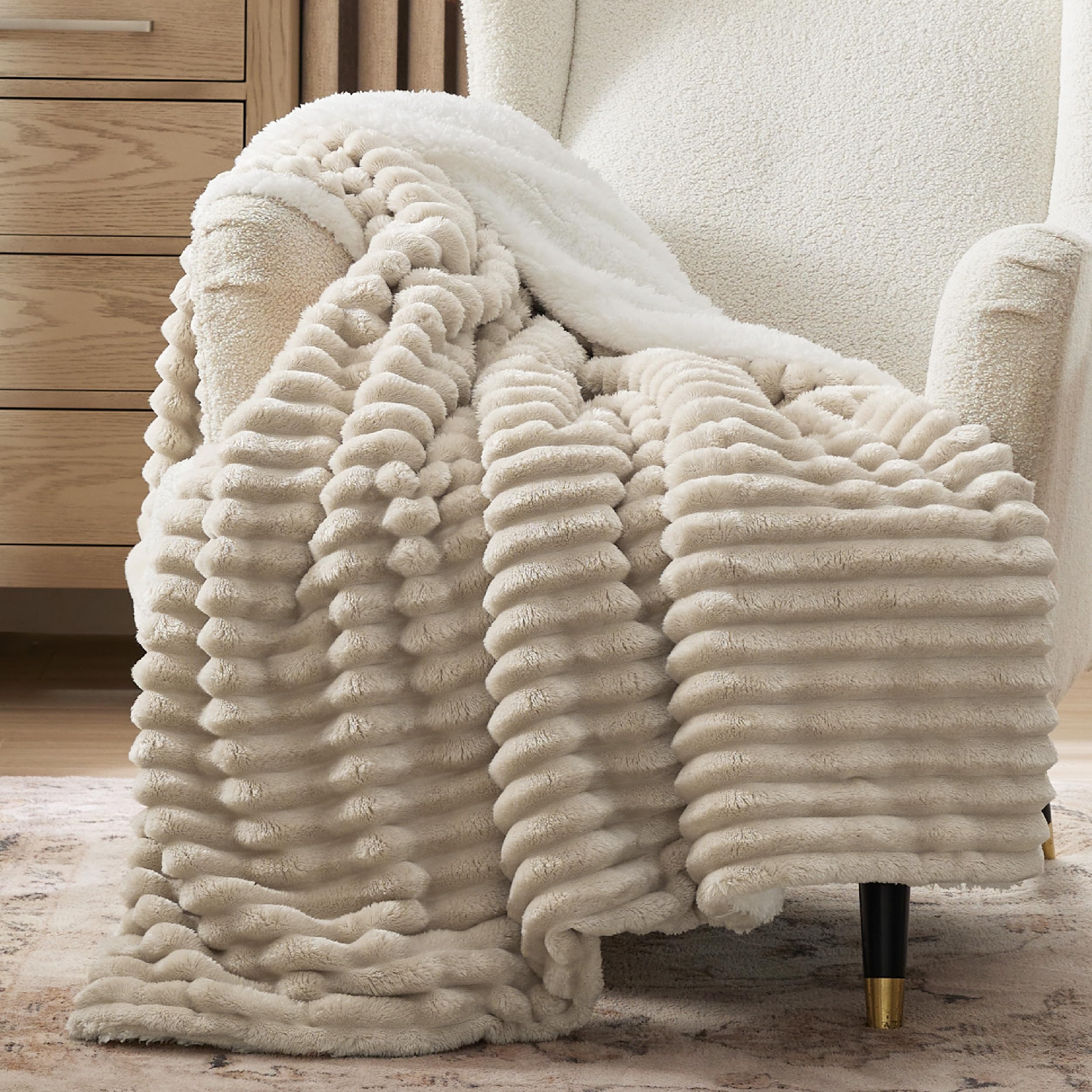 Foto 2 pulgar | Manta Bedsure Sherpa Para Sofá, Tamaño Doble, 150 X 200 Cm, Color Beige - Venta Internacional.