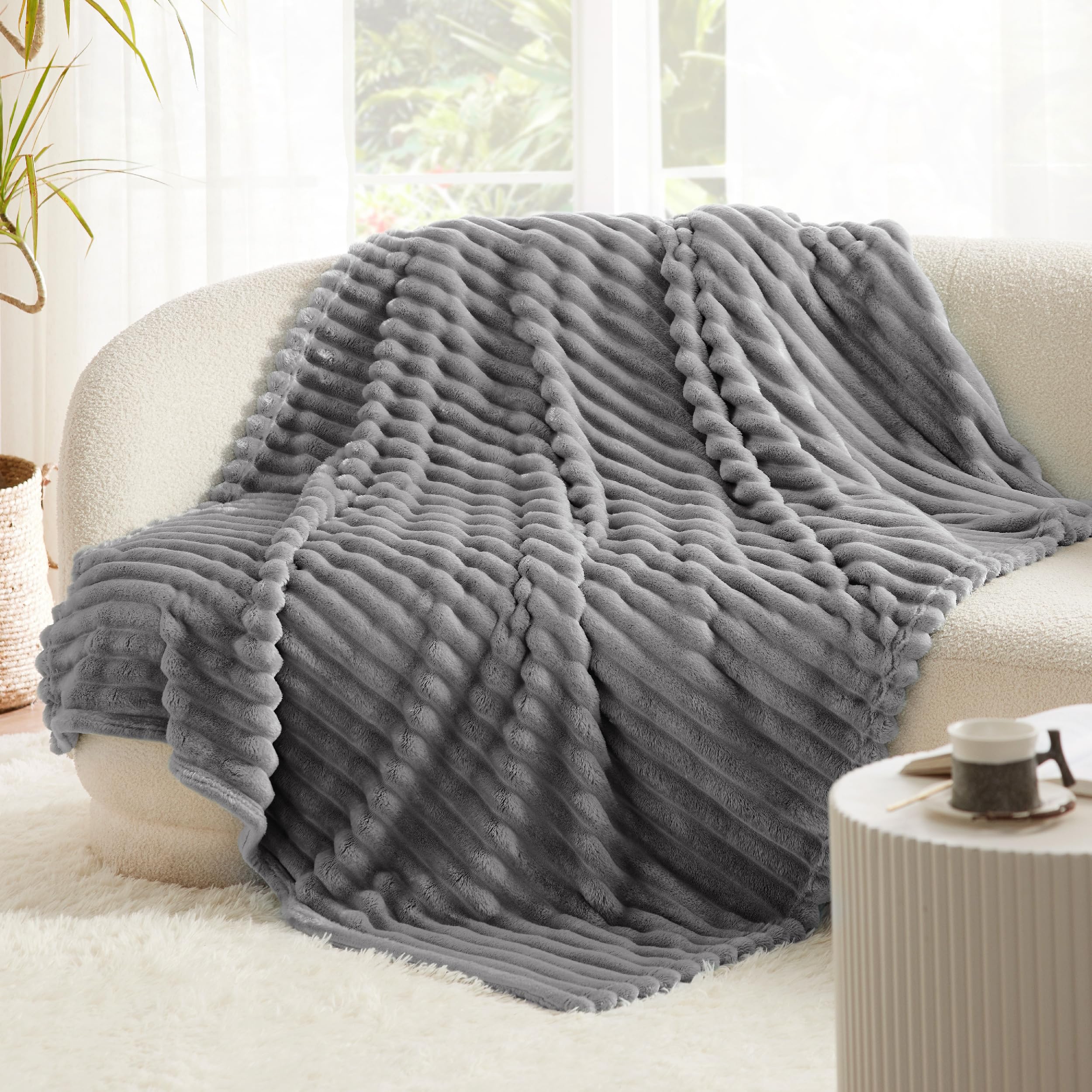Foto 6 pulgar | Manta Bedsure Frost De Forro Polar Gris Para Sofá, 130 X 180 Cm - Venta Internacional.