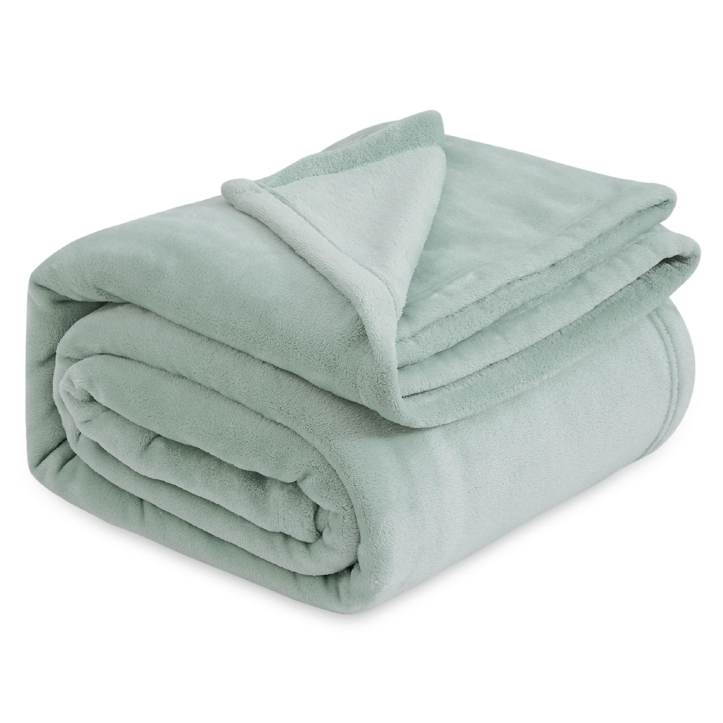 Foto 1 | Manta Polar Franela Verde Salvia 220 X 230 Cm - Venta Internacional