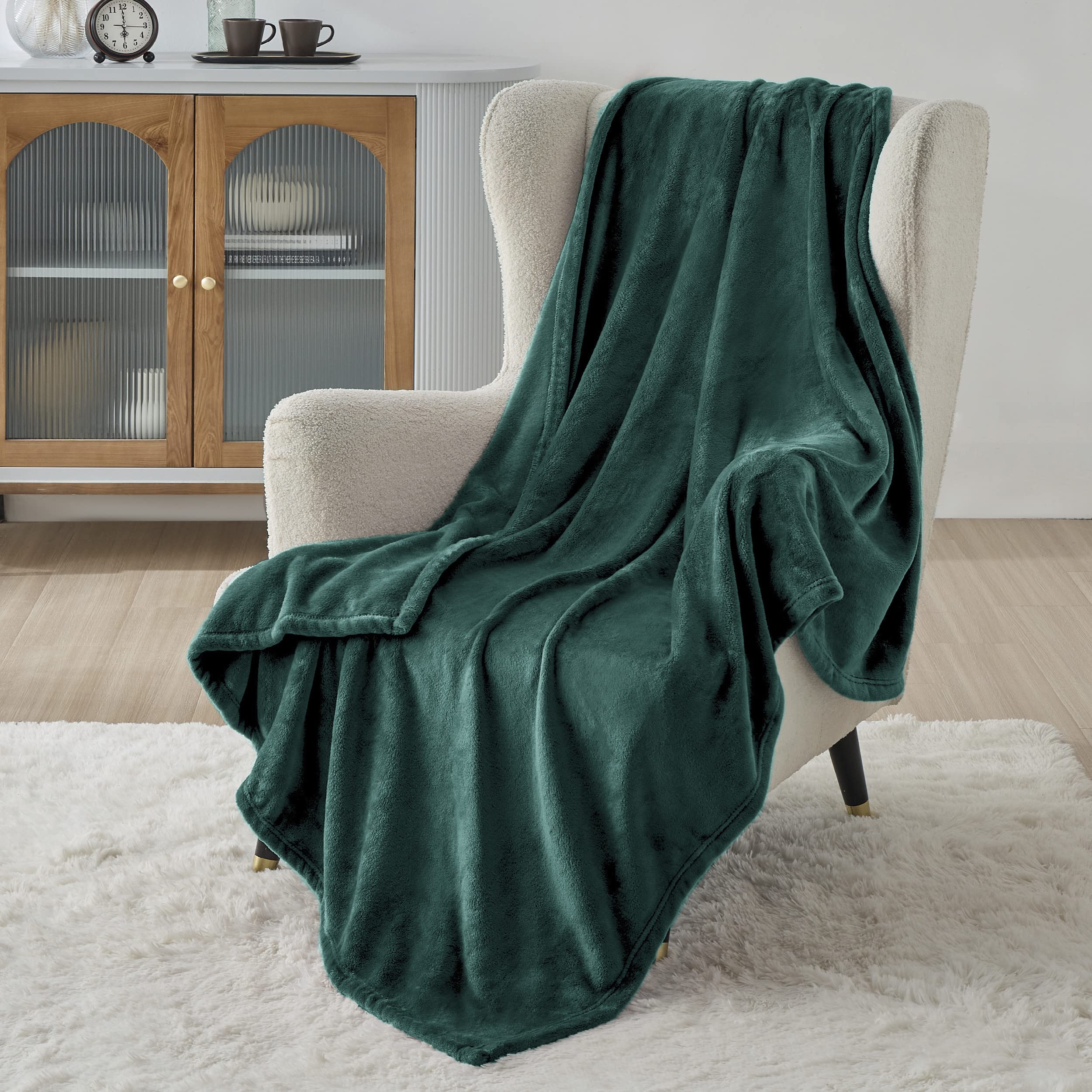 Manta Polar Para Cama, Color Verde Bosque, 130 X 150 Cm, 300 G/m² - Venta Internacional.