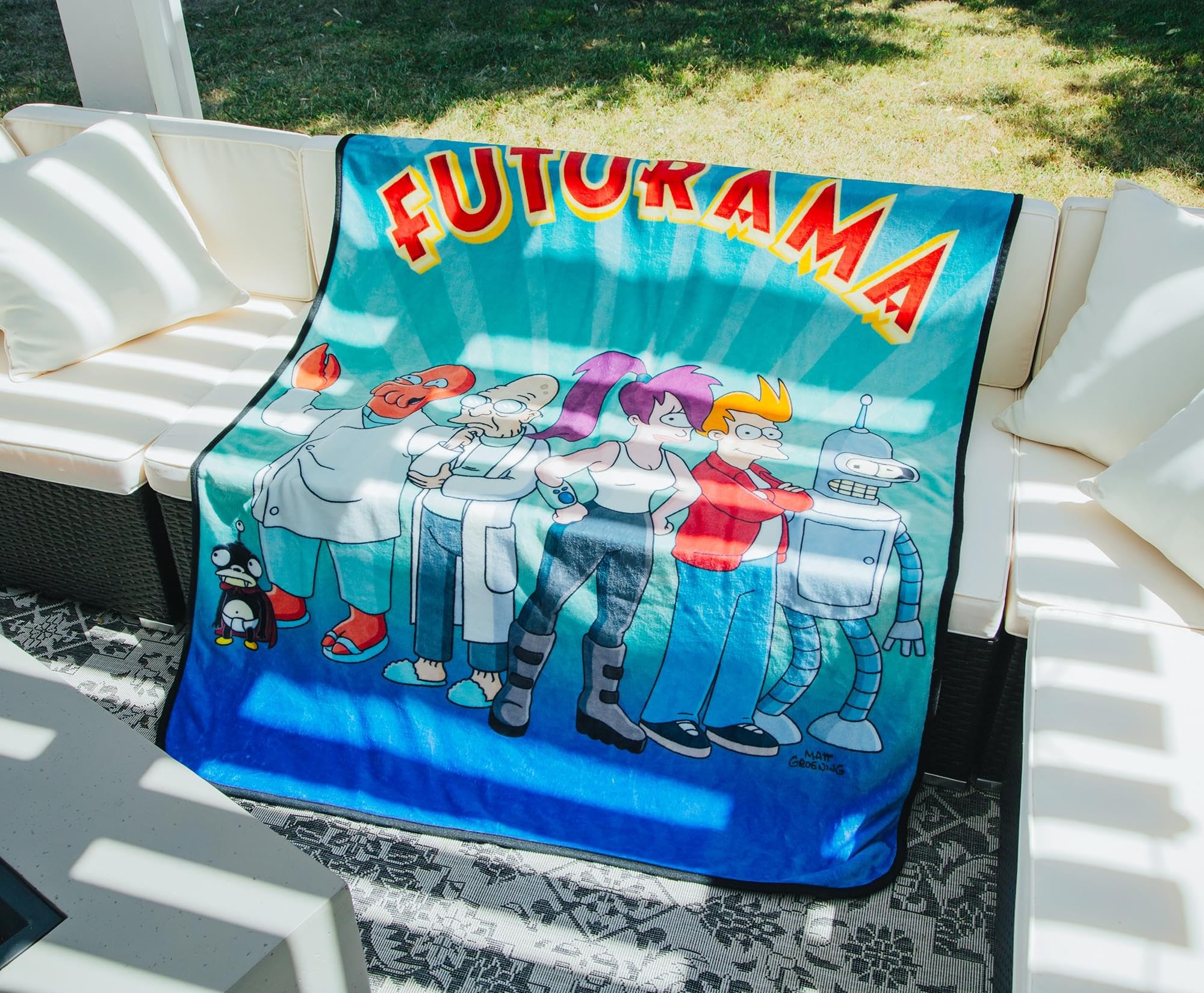 Foto 7 | Manta Plateada Buffalo Futurama Planet Express Crew - Venta Internacional.