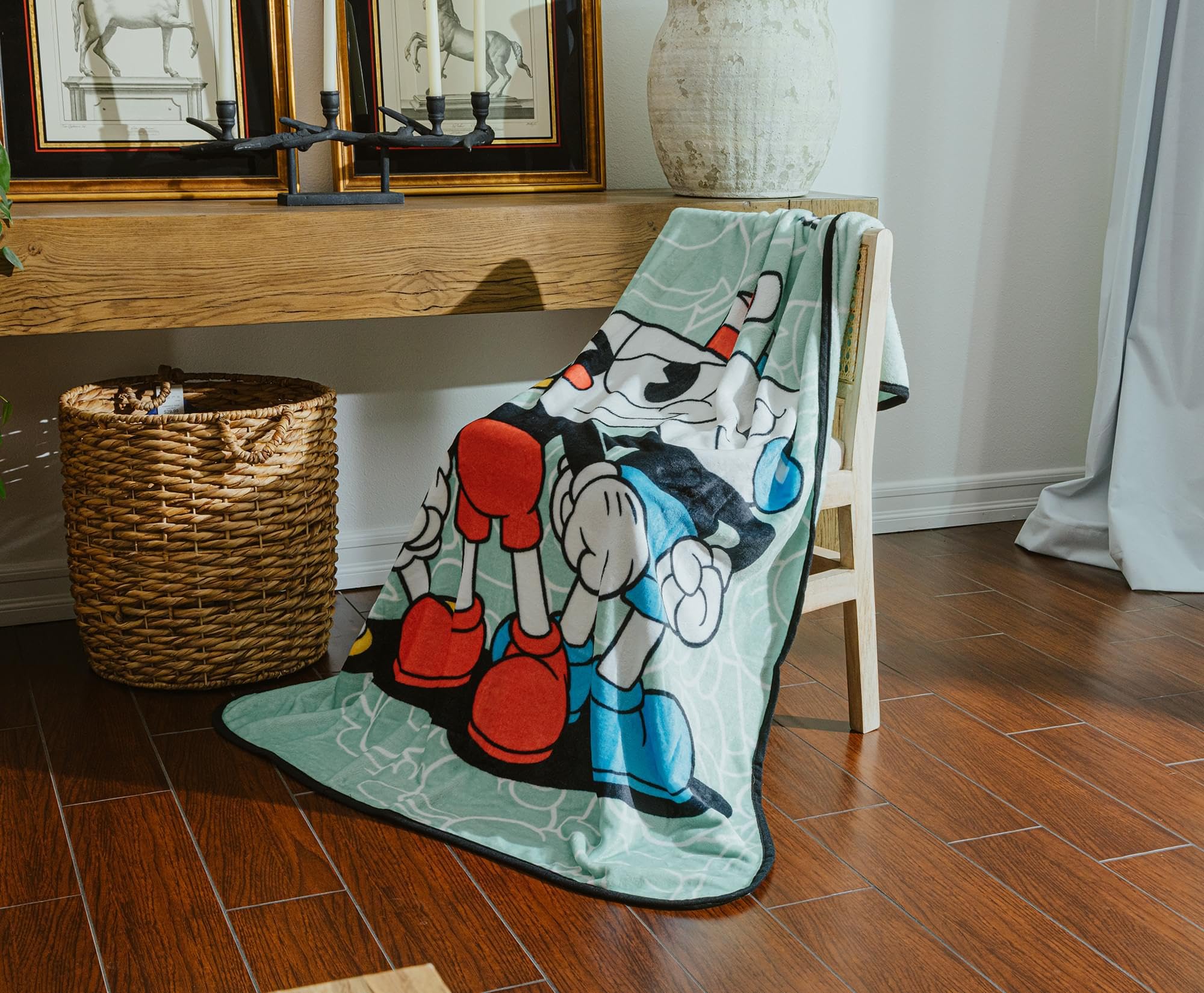 Foto 8 pulgar | Manta Polar Con Los Personajes Principales De Toynk Cuphead, 114 X 152 Cm - Venta Internacional.
