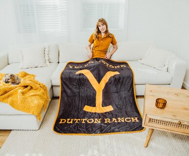Foto 4 | Manta Plateada Buffalo Yellowstone Dutton Ranch - Venta Internacional.
